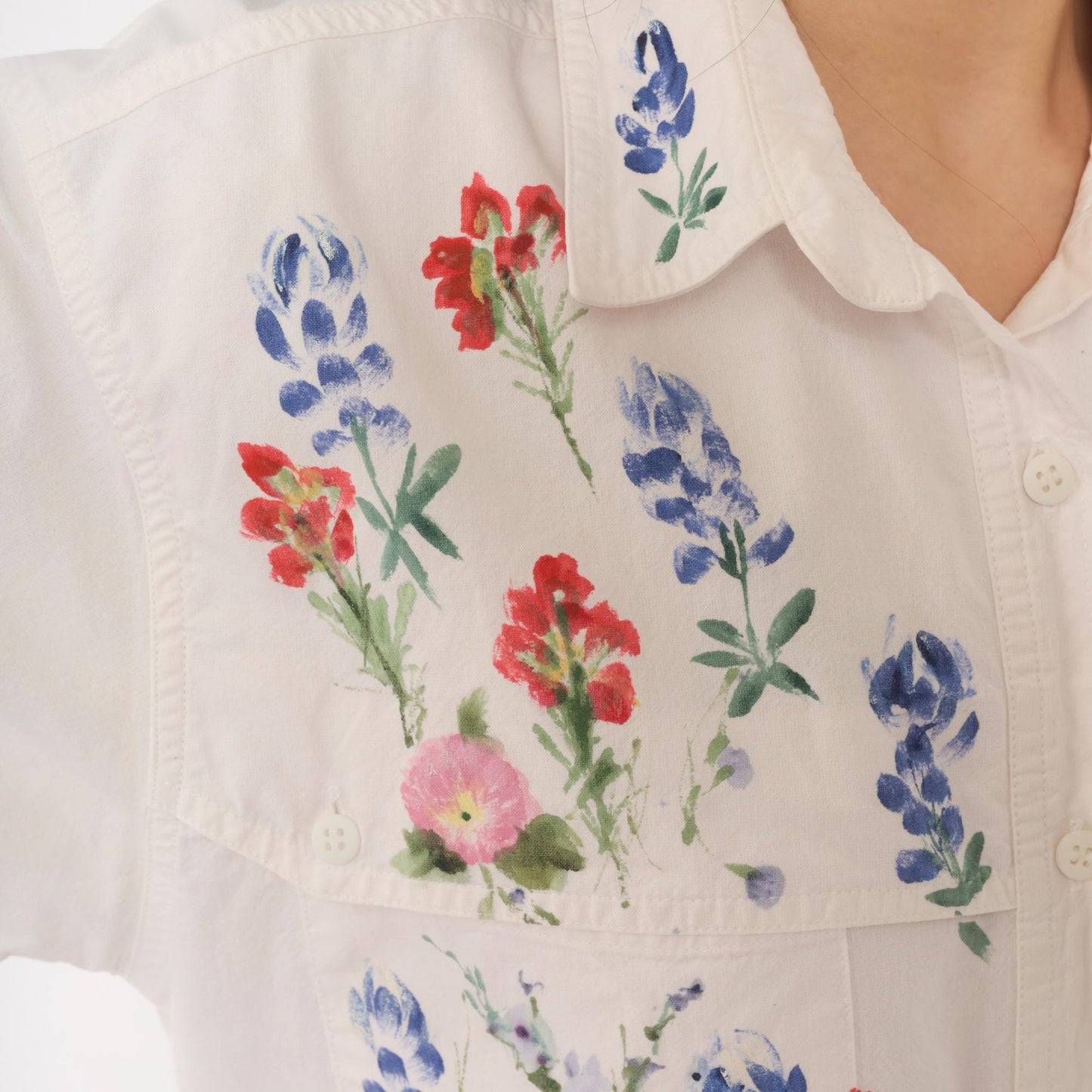 90s Ol' Paint Hand-Painted Wildflower Hummingbird White Cotton Button-Up Medium