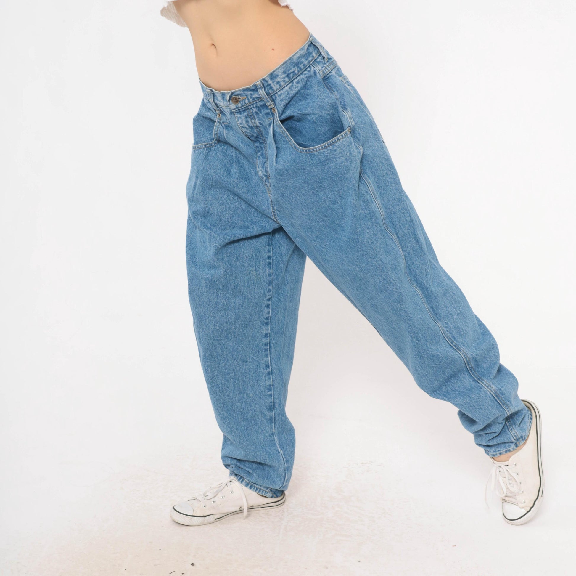 90s Brittania High-Waisted Baggy Jeans Medium Wash Tapered Leg Women's 33