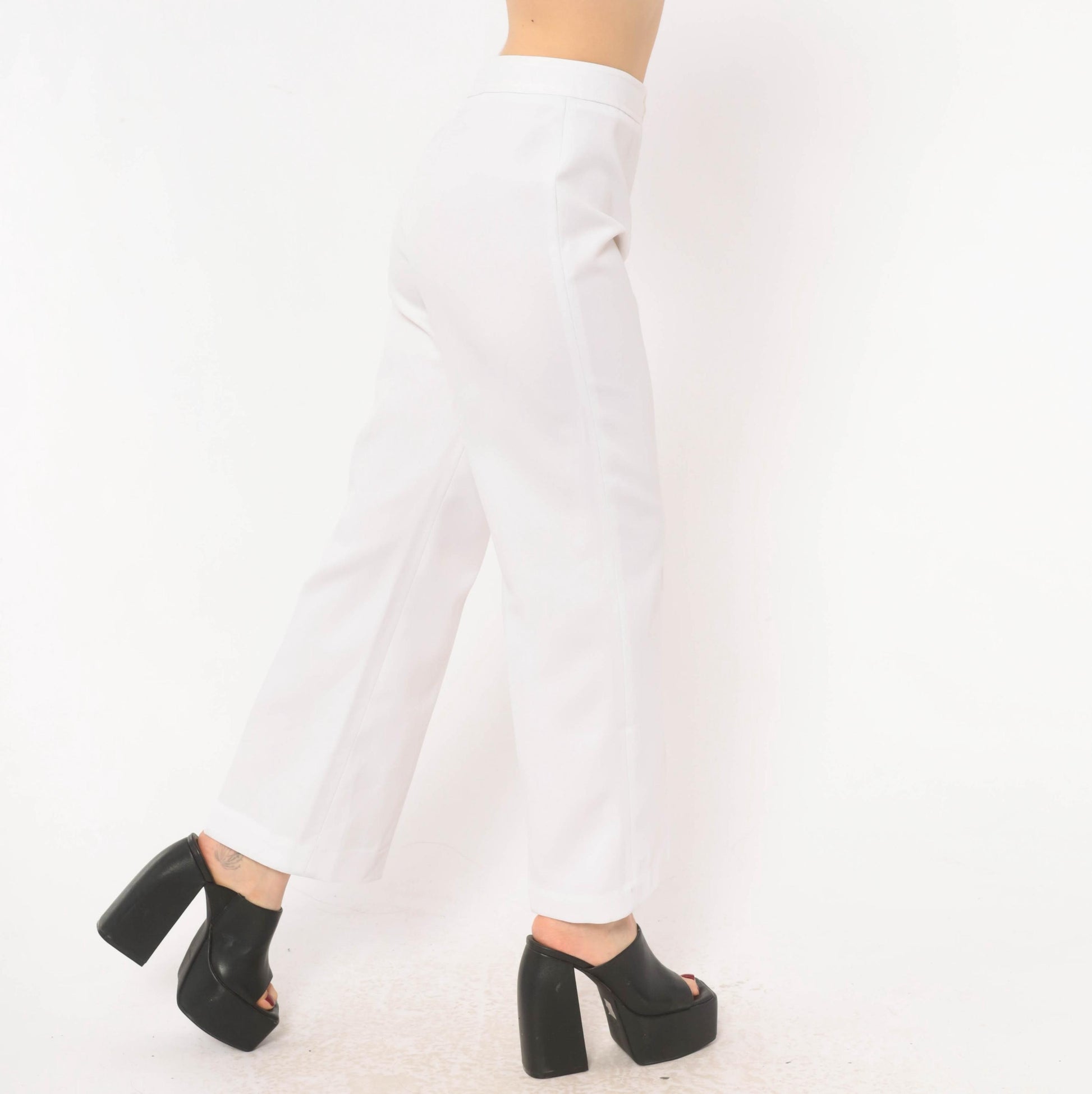 70s White Wide Leg High Rise Trousers Ivory Straight Pressed Crease Small