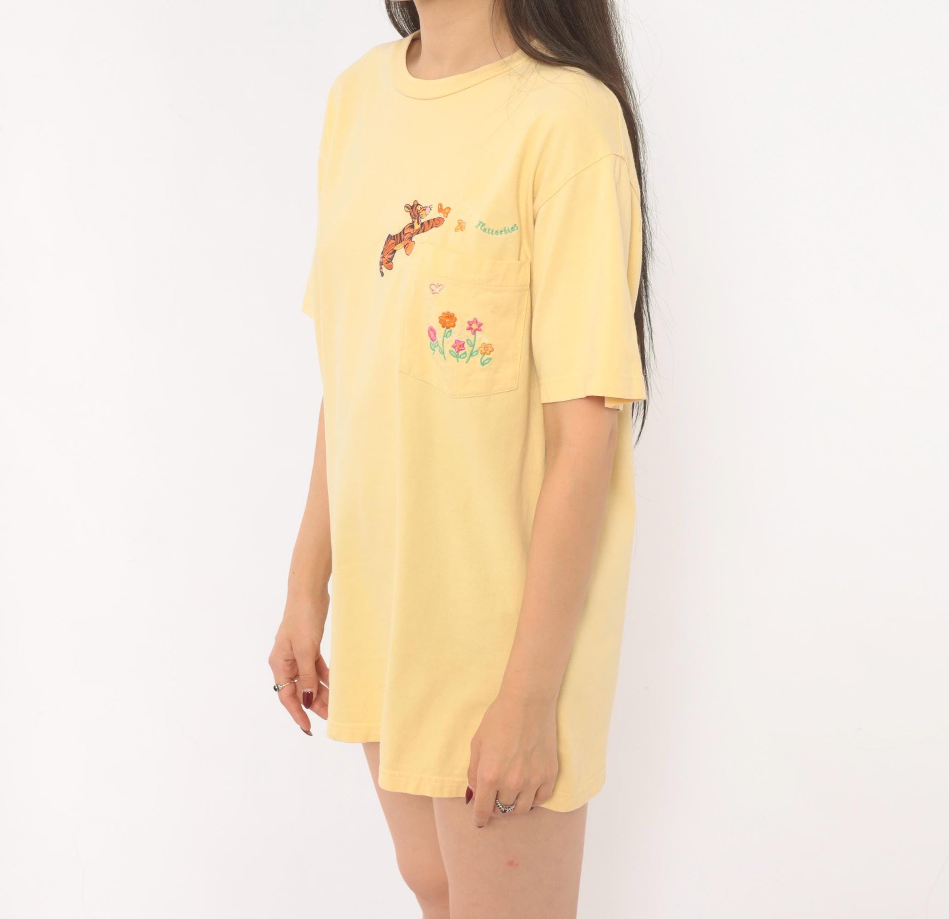 90s Tigger Embroidered Tee Disney Store Yellow Cotton Pocket Medium M