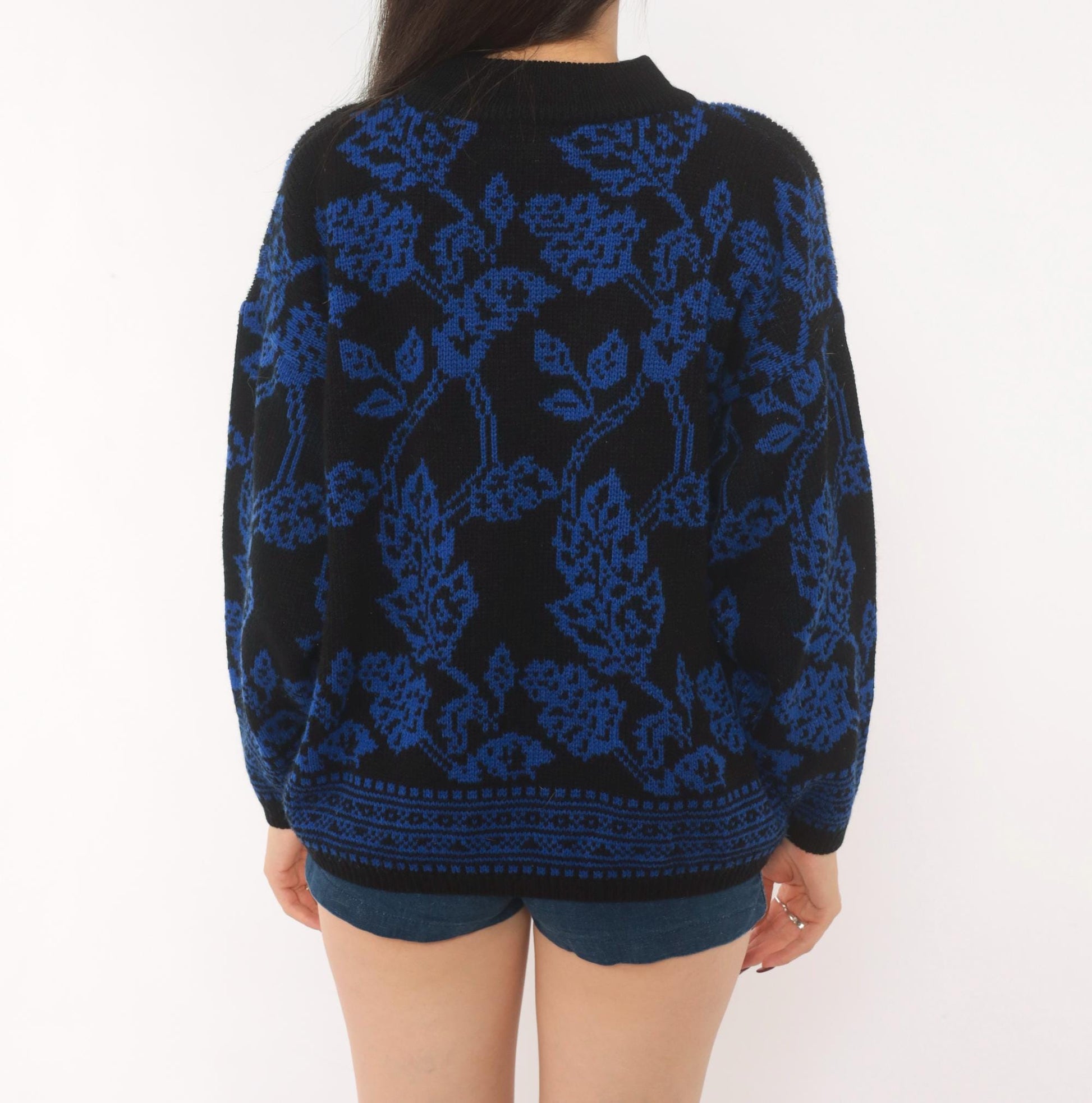 80s Jamie Scott Floral Knit Sweater Black Blue Rose Jacquard Medium