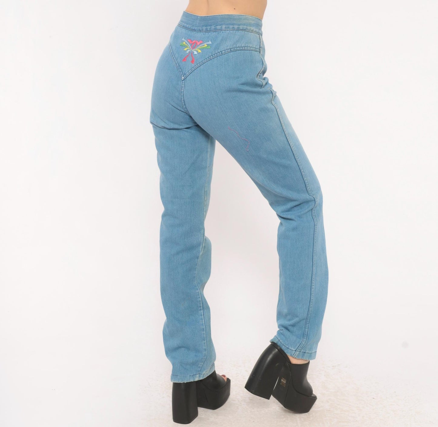 70s Glad Rags High Waist Straight Leg Jeans Light Blue Floral Embroidered Small