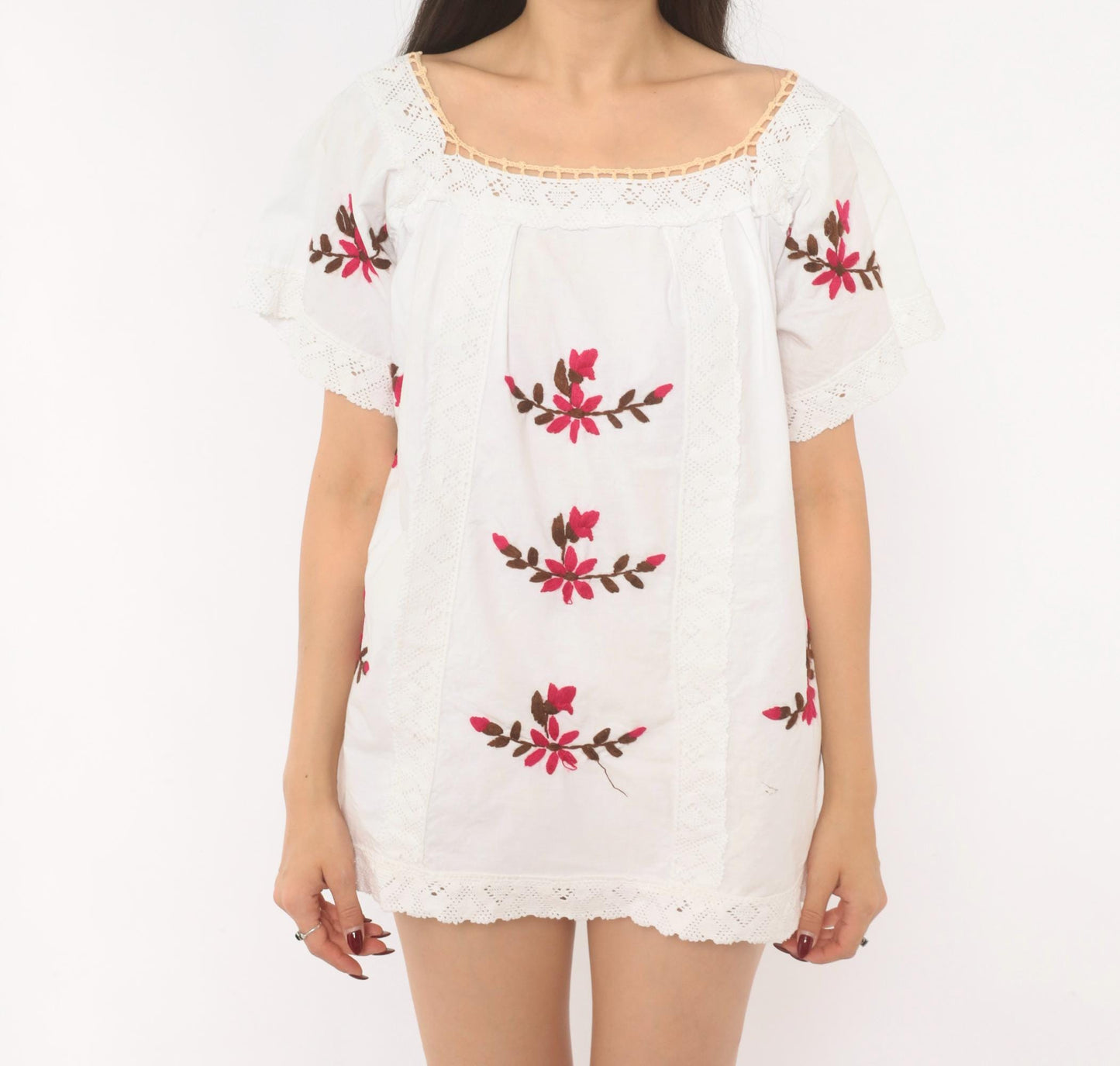 90s White Cotton Peasant Blouse Embroidered Floral Square Neck Puff Sleeve Medium