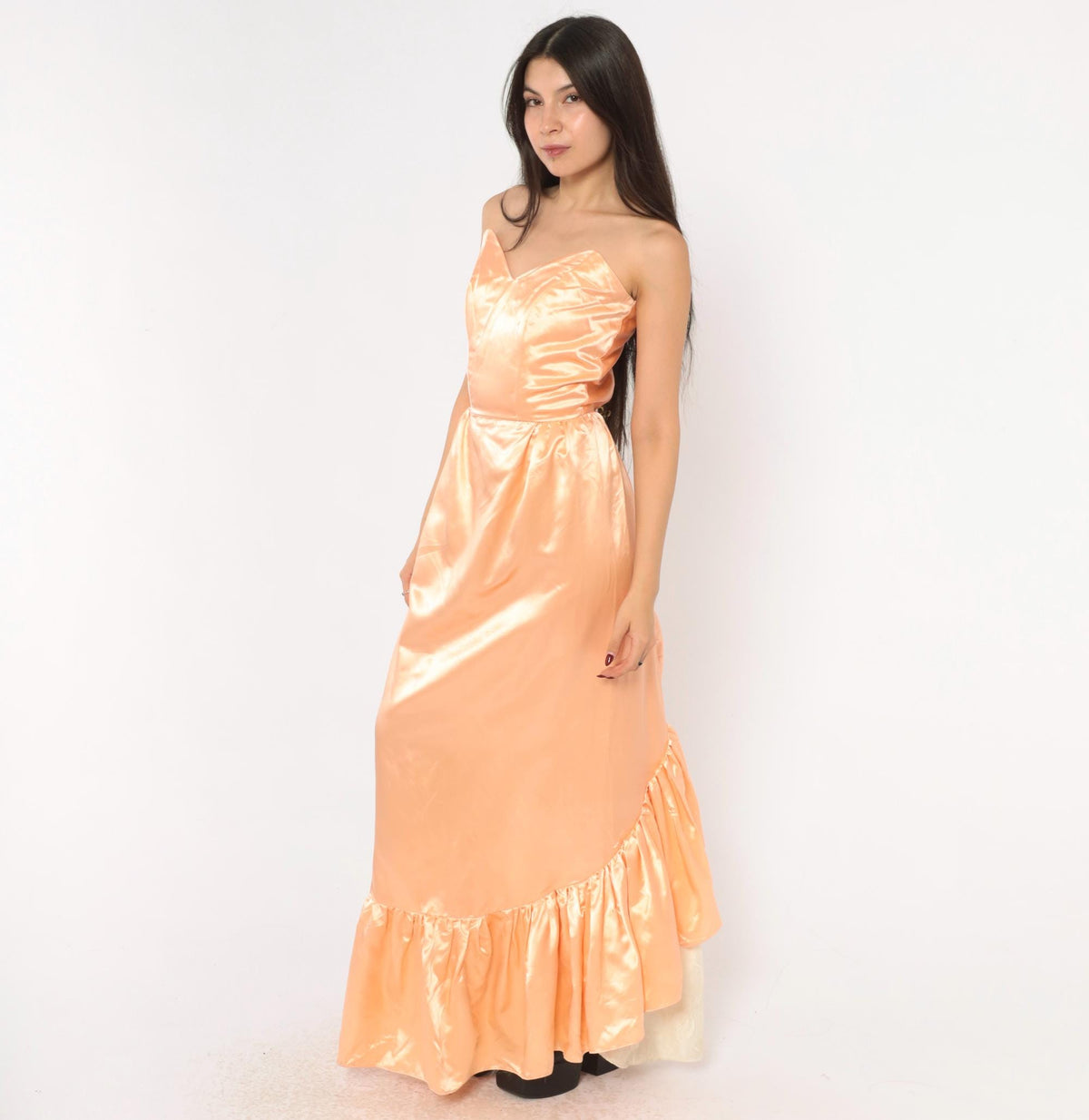 80s Peach Satin Strapless Maxi Gown Sweetheart Neckline Lace Bustle Small