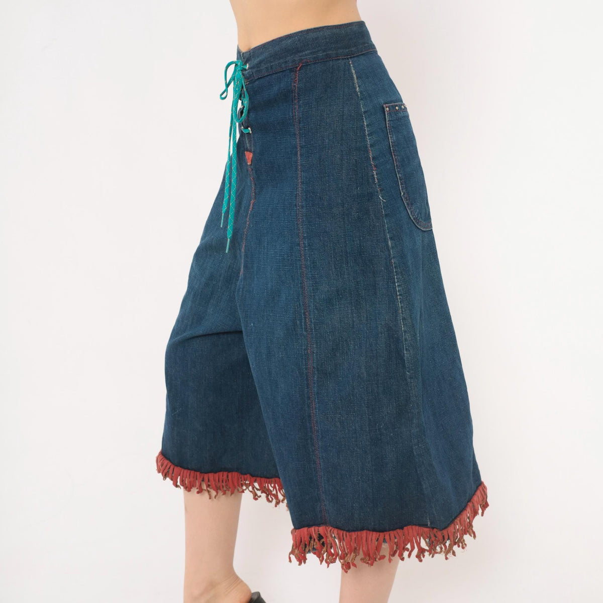 80s Blue Denim Wide Leg Shorts Red Fringe Lace Up Front Studded Medium M