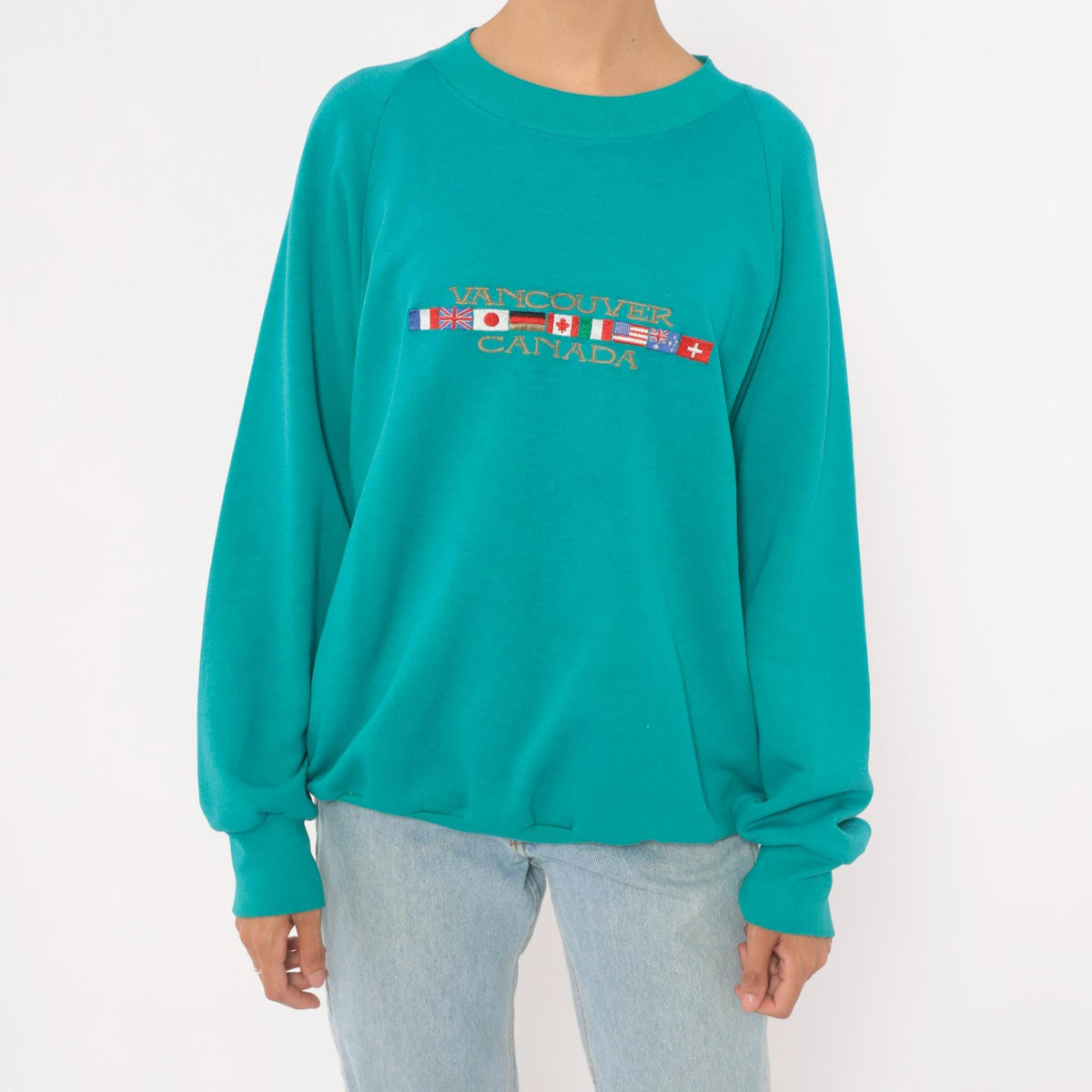 90s Vancouver Canada Sweatshirt Embroidered World Flags Teal Raglan Medium M