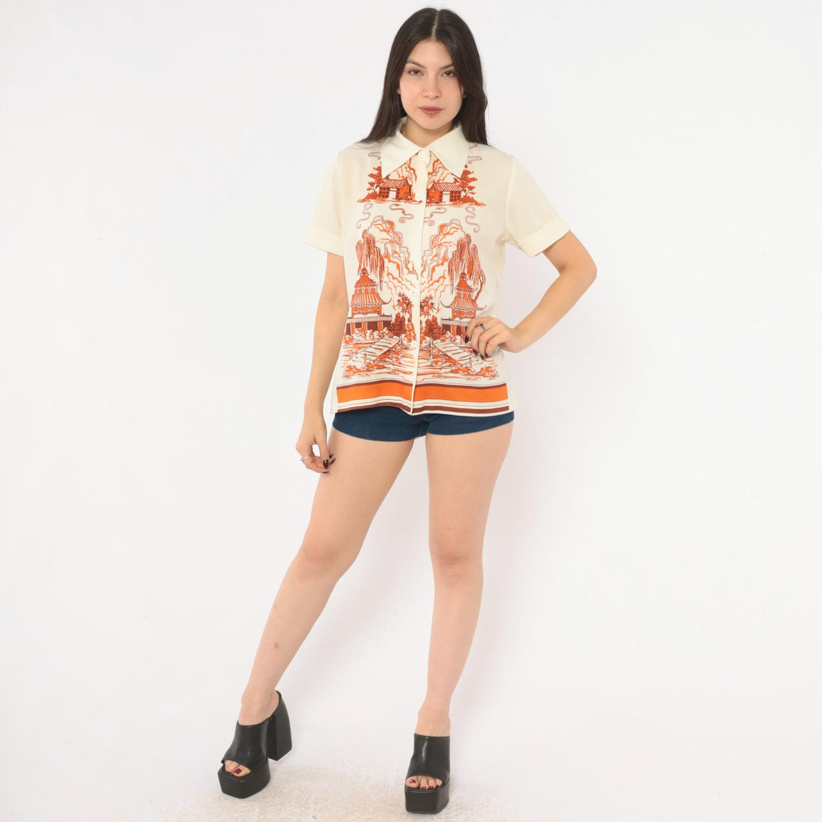 70s Pagoda Willow Tree Scenic Print Blouse Cream Orange Pointed Collar Medium