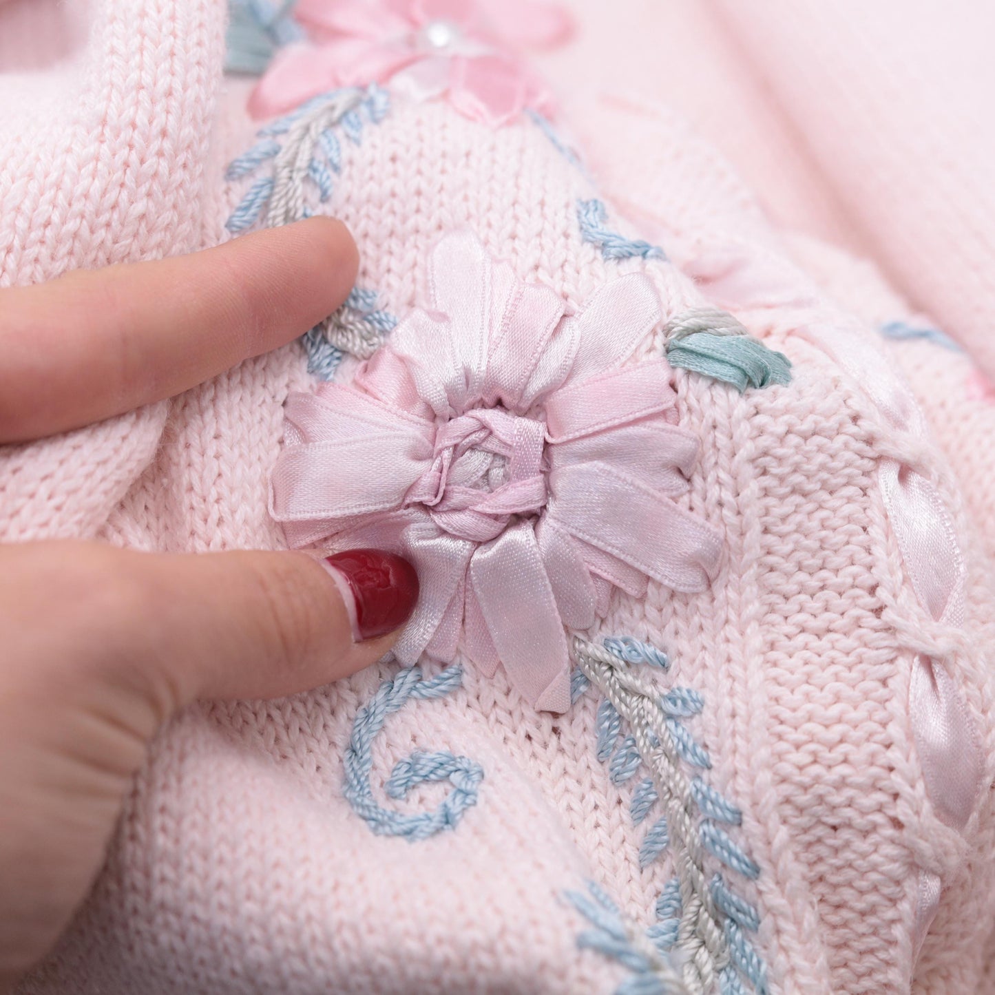 90s Carolyn Taylor Pink Floral Embroidered Knit Sweater V-Neck Medium M