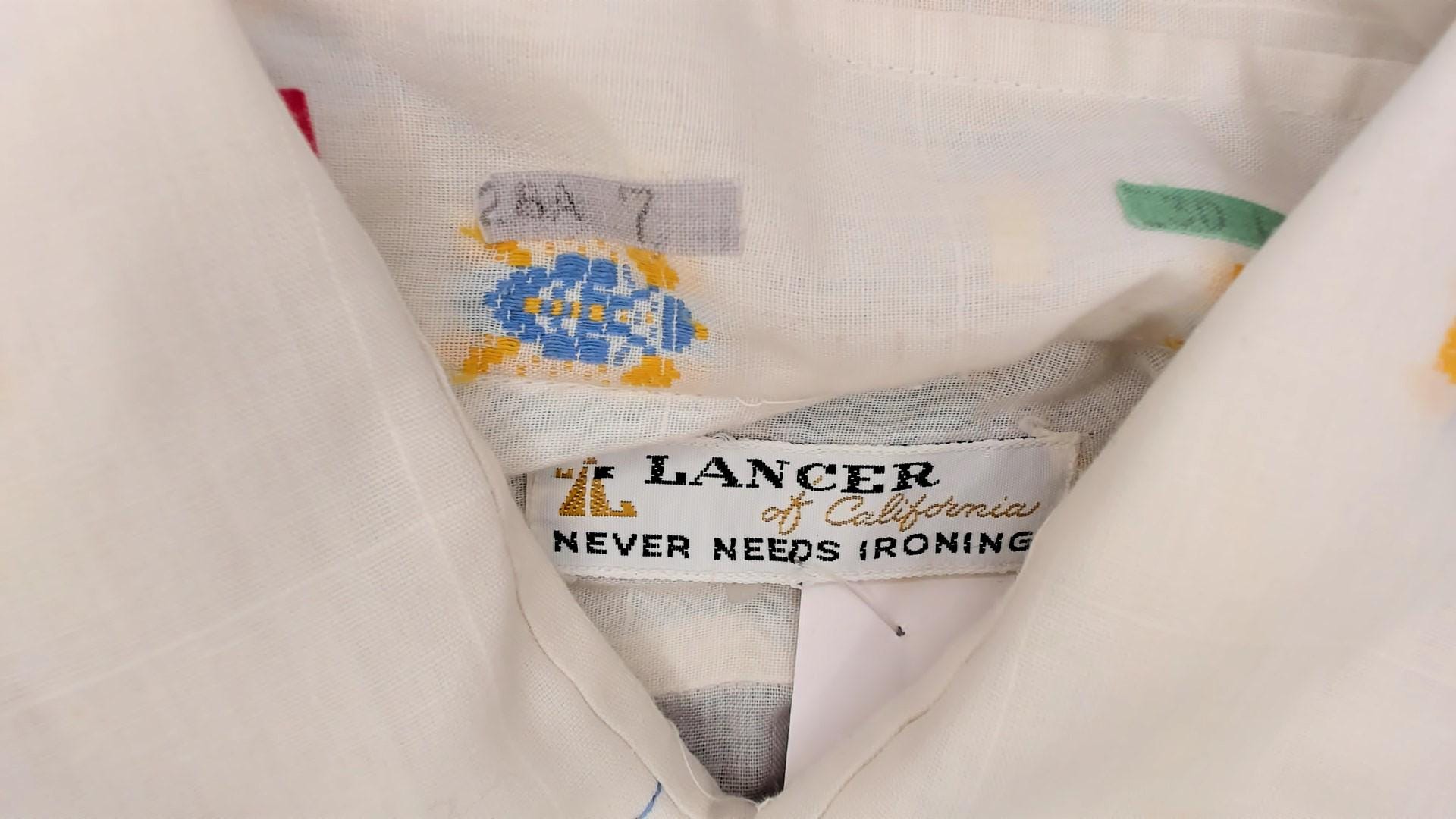 70s Lancer of California Turtle Print Button-Up Shirt White Cotton Medium