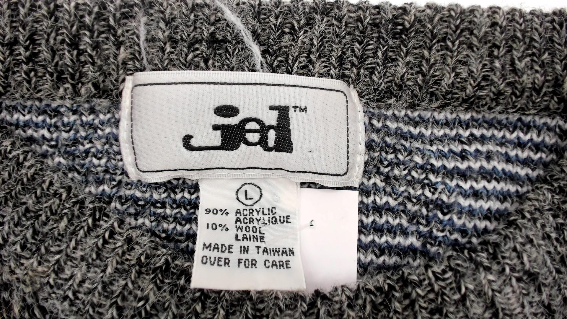80s Geometric Sweater Crewneck Knit Grey Blue Southwestern Diamond Pattern Large L