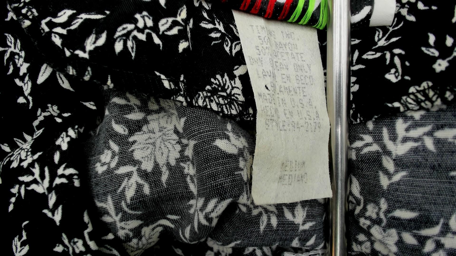 90s Timing Black Floral Dress White Contrast Sleeves Pearl Buttons Knee Length Medium M