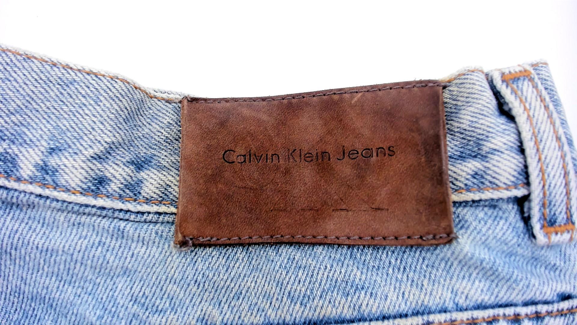 Calvin Klein 90s High Rise Denim Shorts Light Wash Blue Button Fly Large