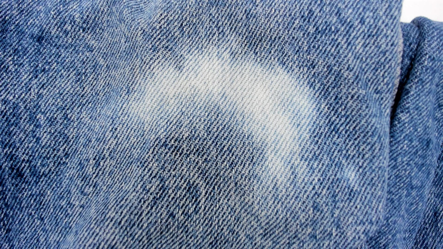 90s Levi's Light Wash Straight Leg Jeans Distressed Denim Size 32