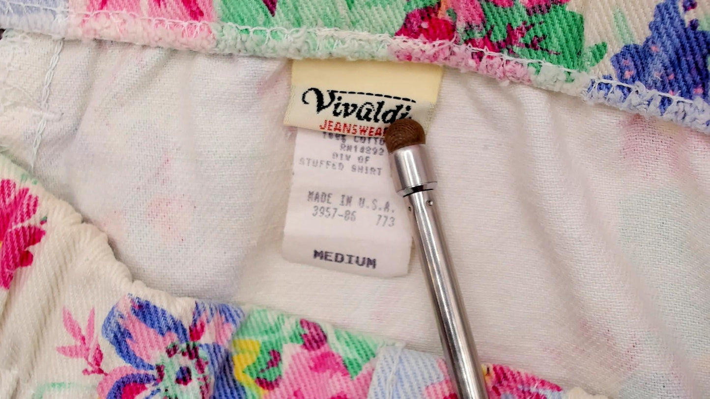 90s Vivaldi Floral Shorts High Waisted Pink Blue Cotton Pockets Medium