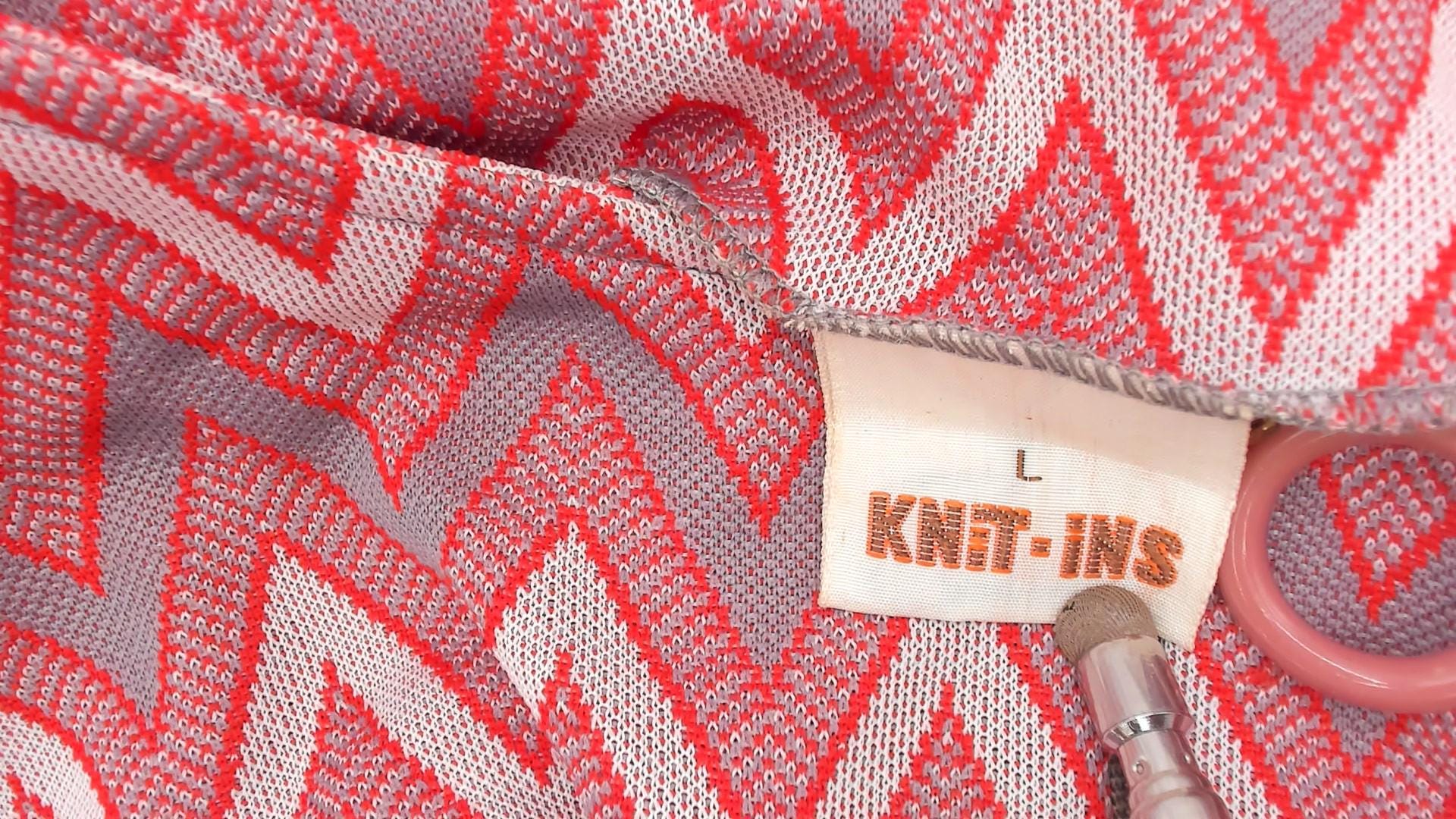 60s Chevron Print Mini Dress Mock Neck Shift Tunic Pink Grey Small S