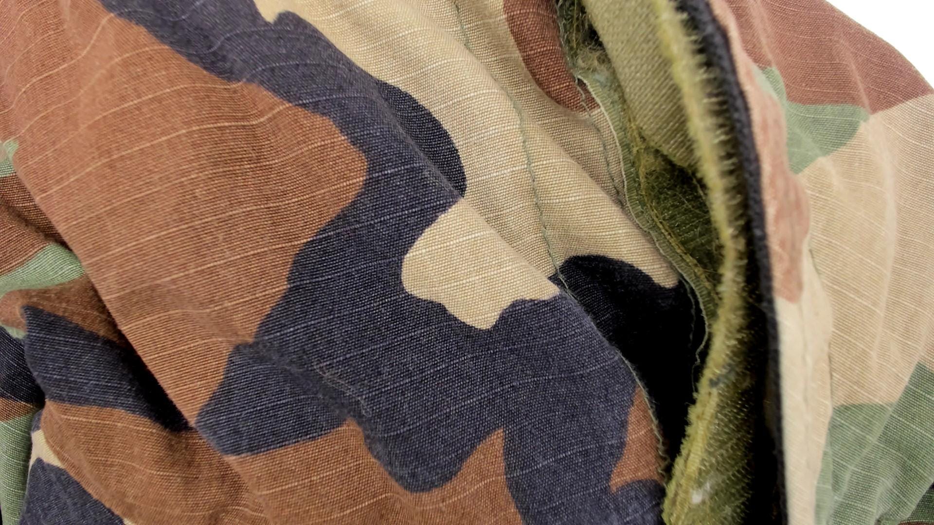 90s Woodland Camo Military Jacket Zip Hood Army Green Medium