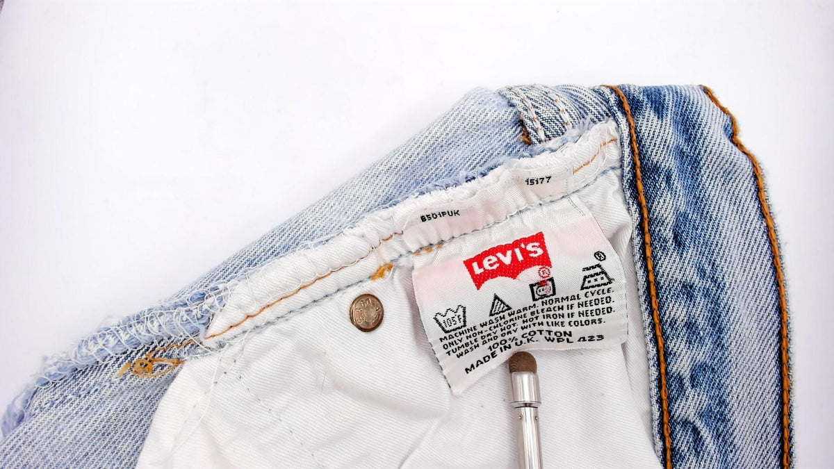 Levi's 501 90s Distressed Light Wash Denim High Rise Straight Leg 34x30