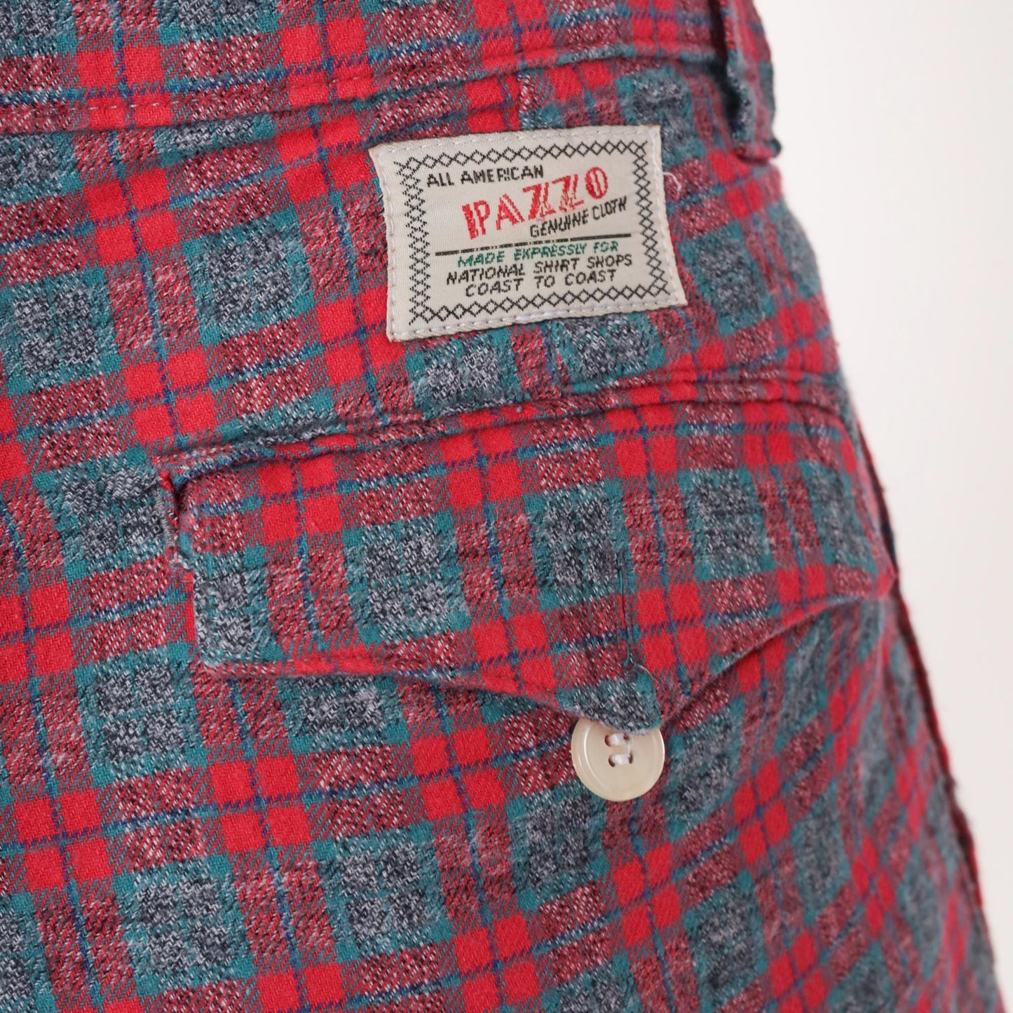 80s Pazzo Plaid High-Waisted Shorts Red Blue Button Front Medium