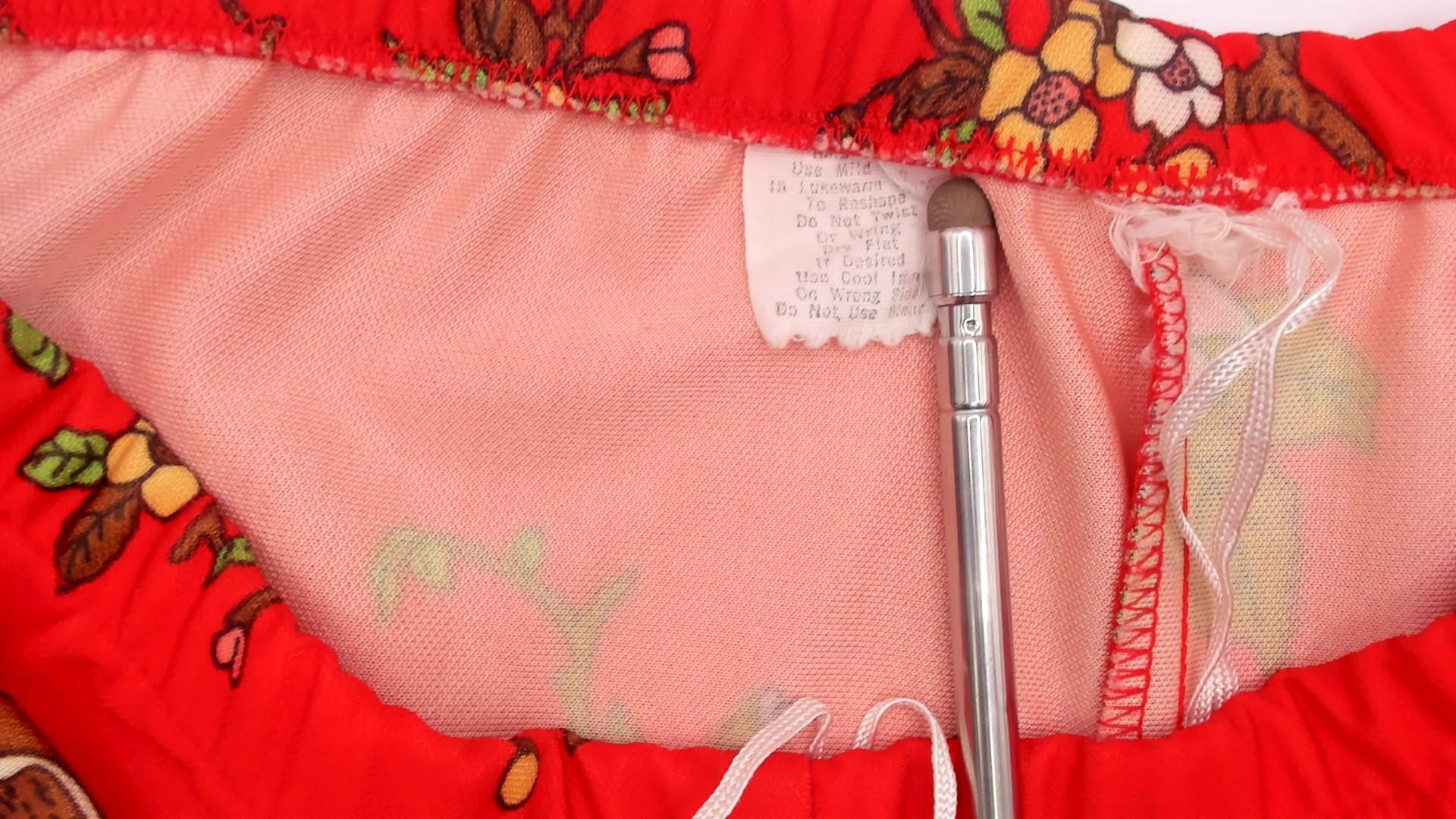 70s Leslie Fay Pheasant Cherry Blossom Two Piece Set Red Small