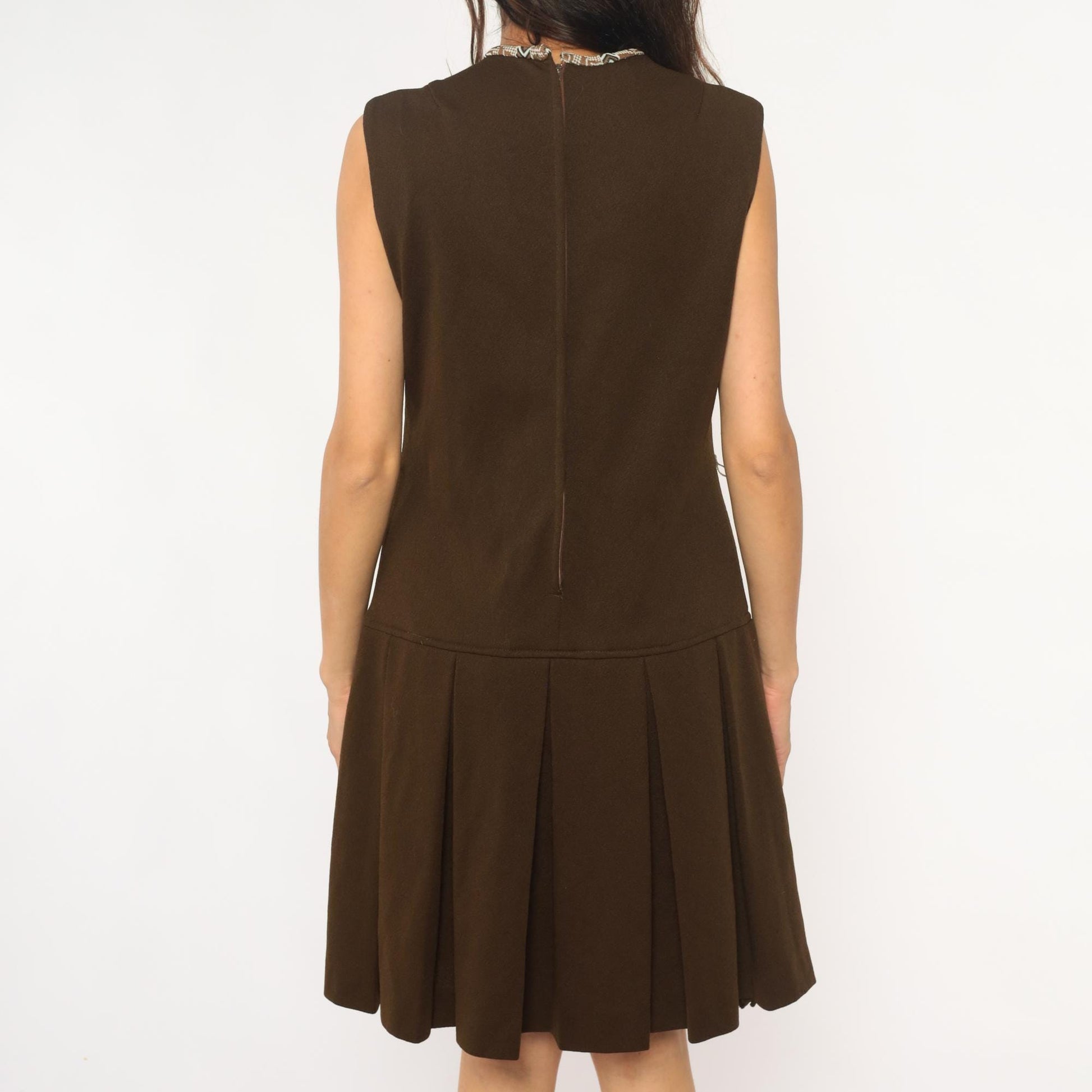 70s Brown Shift Dress Drop Waist Pleated Skirt Geometric Trim Medium M