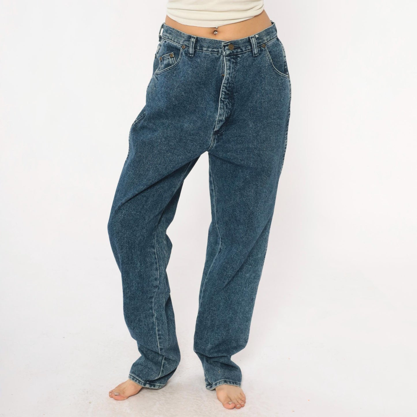 Y2K Wrangler High-Waisted Straight Leg Jeans Medium Blue Denim