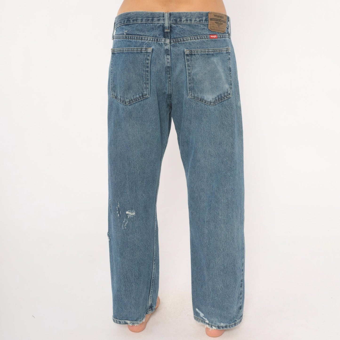 Wrangler Straight Leg Jeans 2000s Medium Wash Distressed Denim 33x30