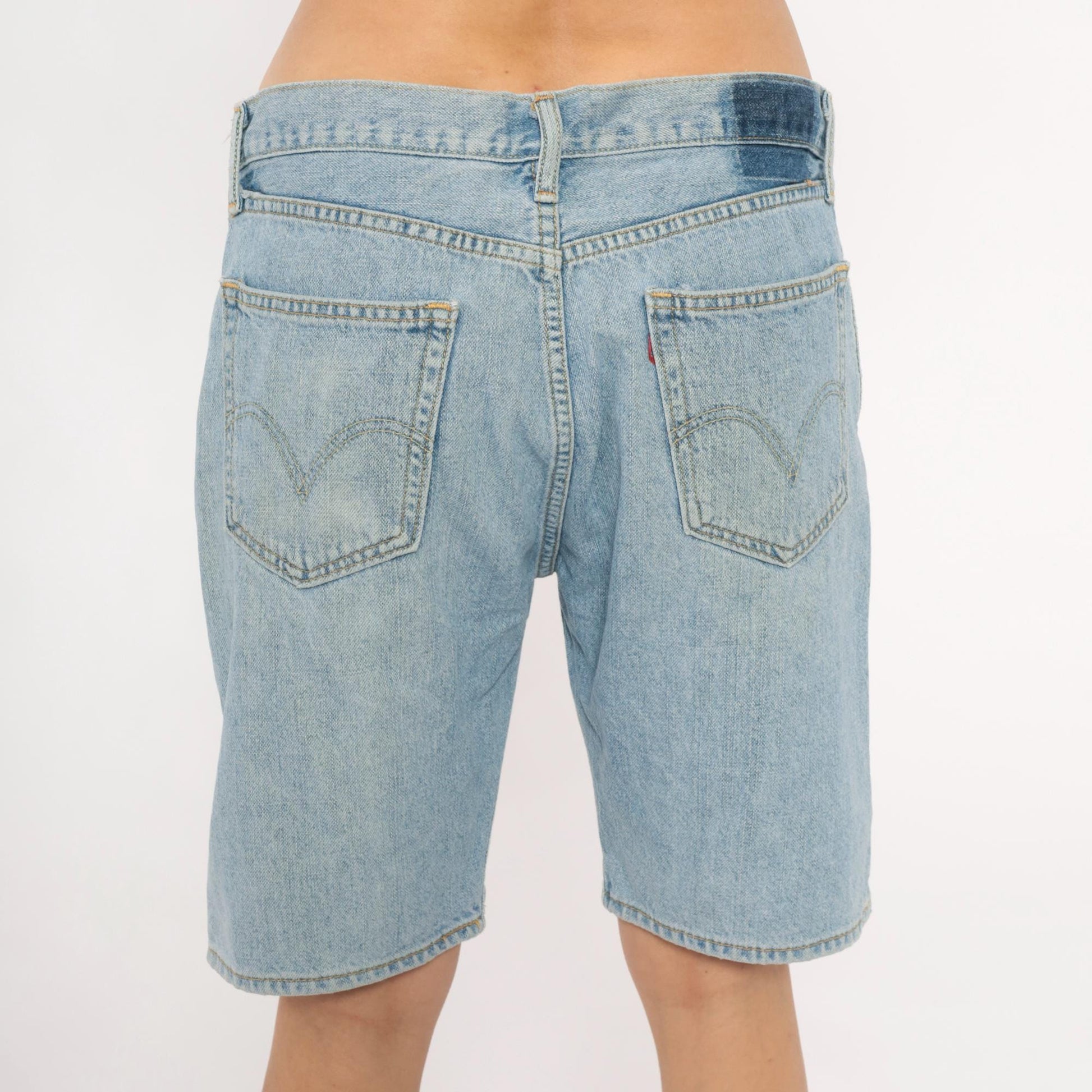 00s Light Wash Denim Bermuda Shorts Low Rise Button Fly Blue 34