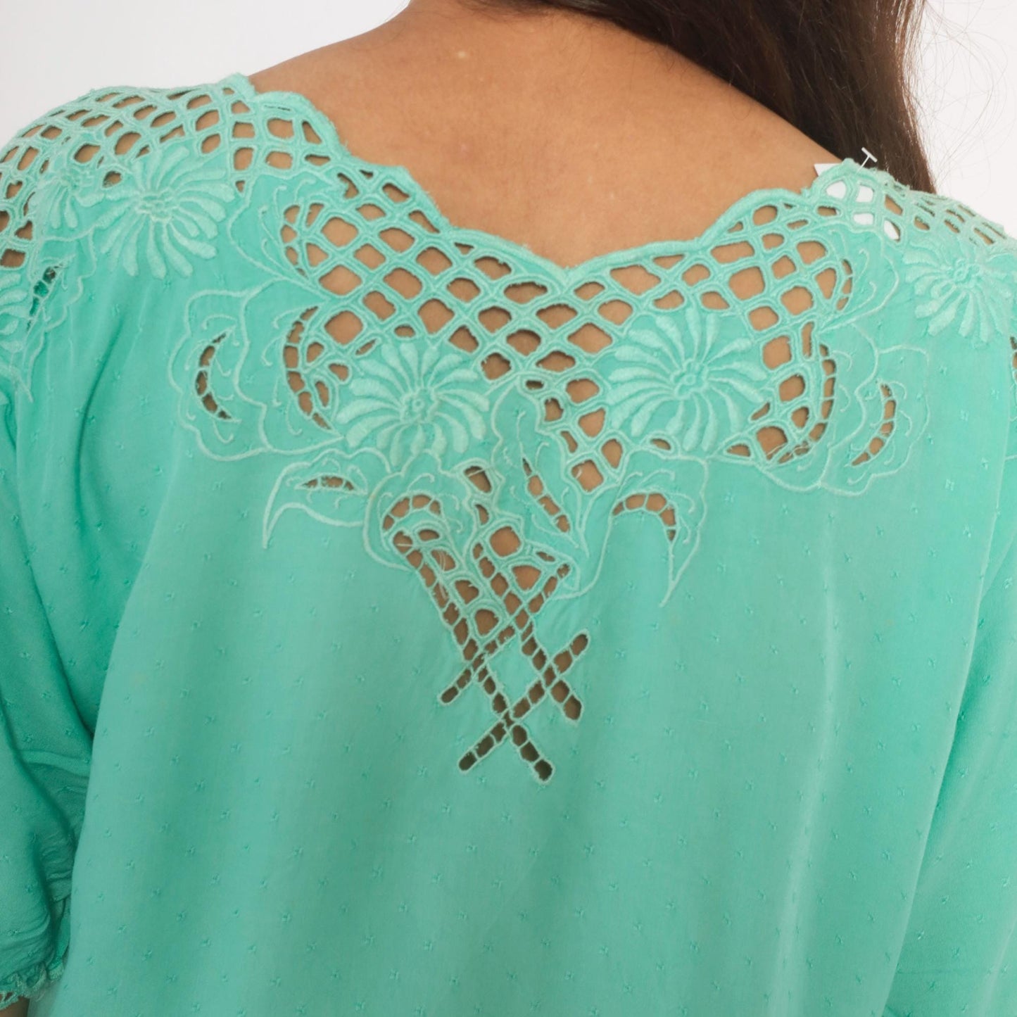 90s Bali Emerald Mint Green Cutwork Lace Blouse Scalloped Batwing Sleeve Small