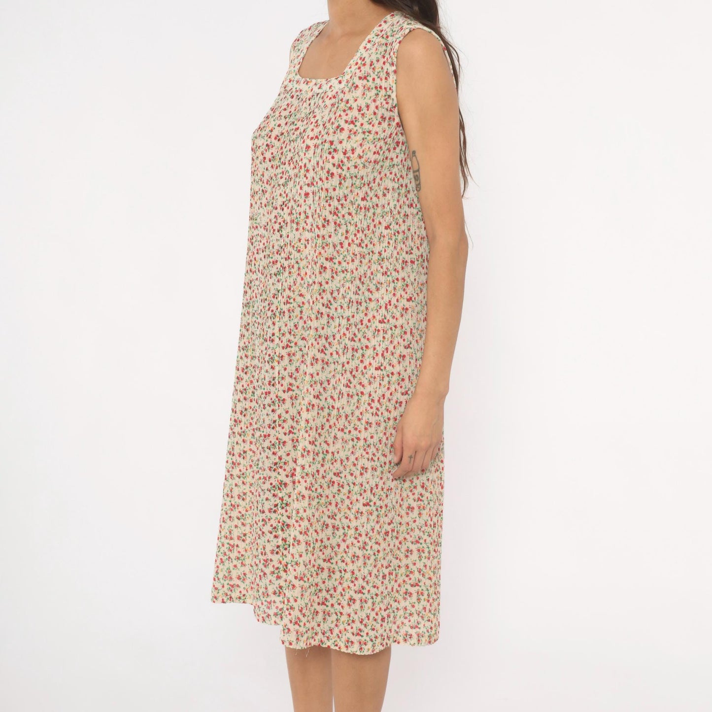 70s Ditsy Floral Shift Dress Cream Red Sleeveless Knee-Length Medium