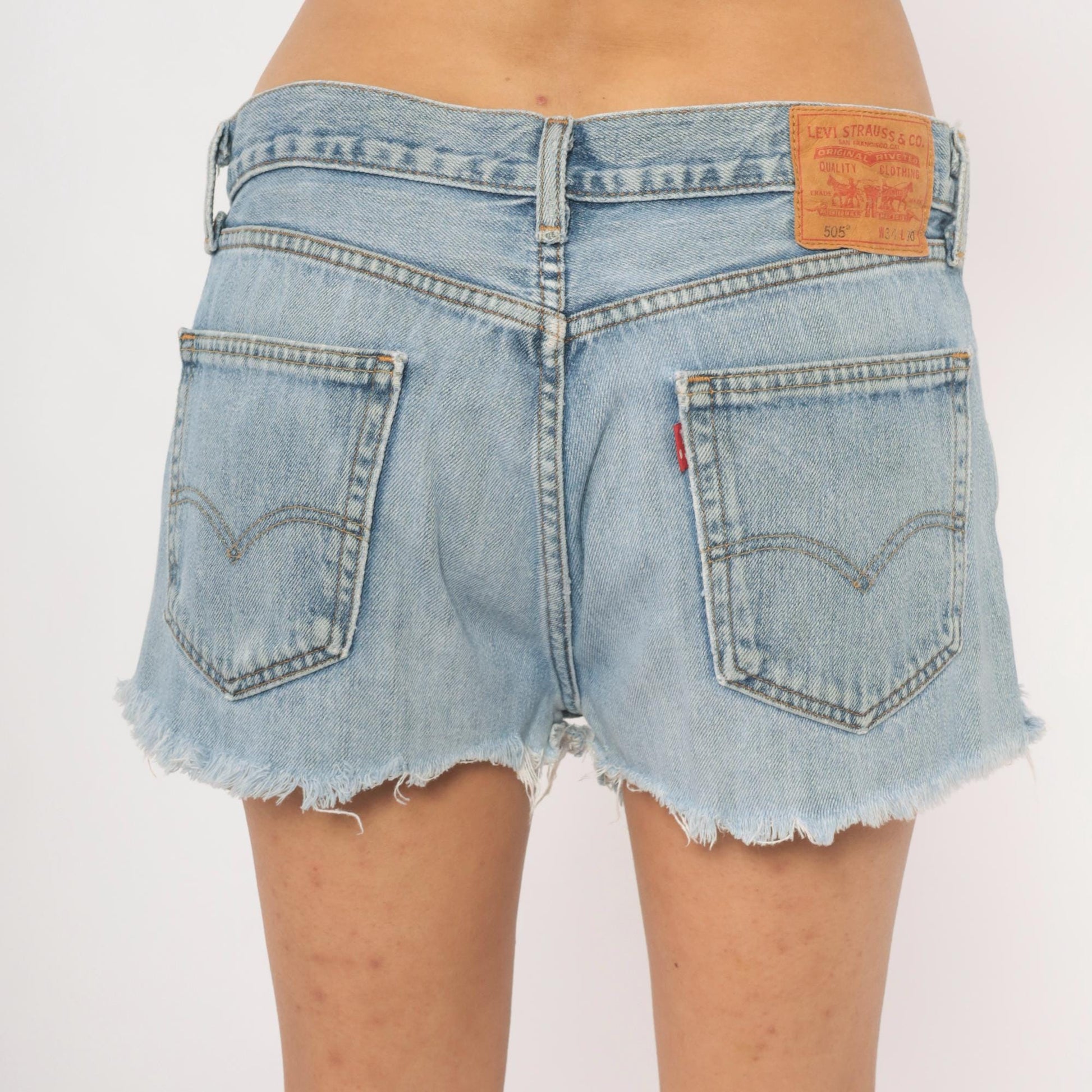 Levi's 505 Cutoff Denim Shorts Light Wash Raw Hem 34 x 30
