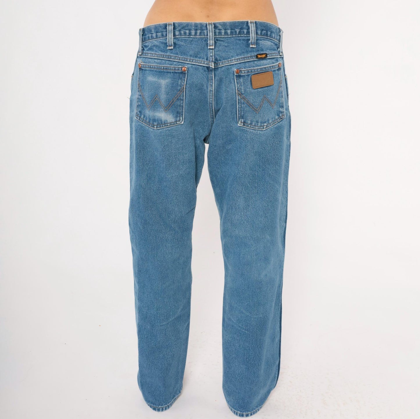 90s Wrangler Cowboy Cut Straight Leg Jeans Medium Wash Cotton 34x31