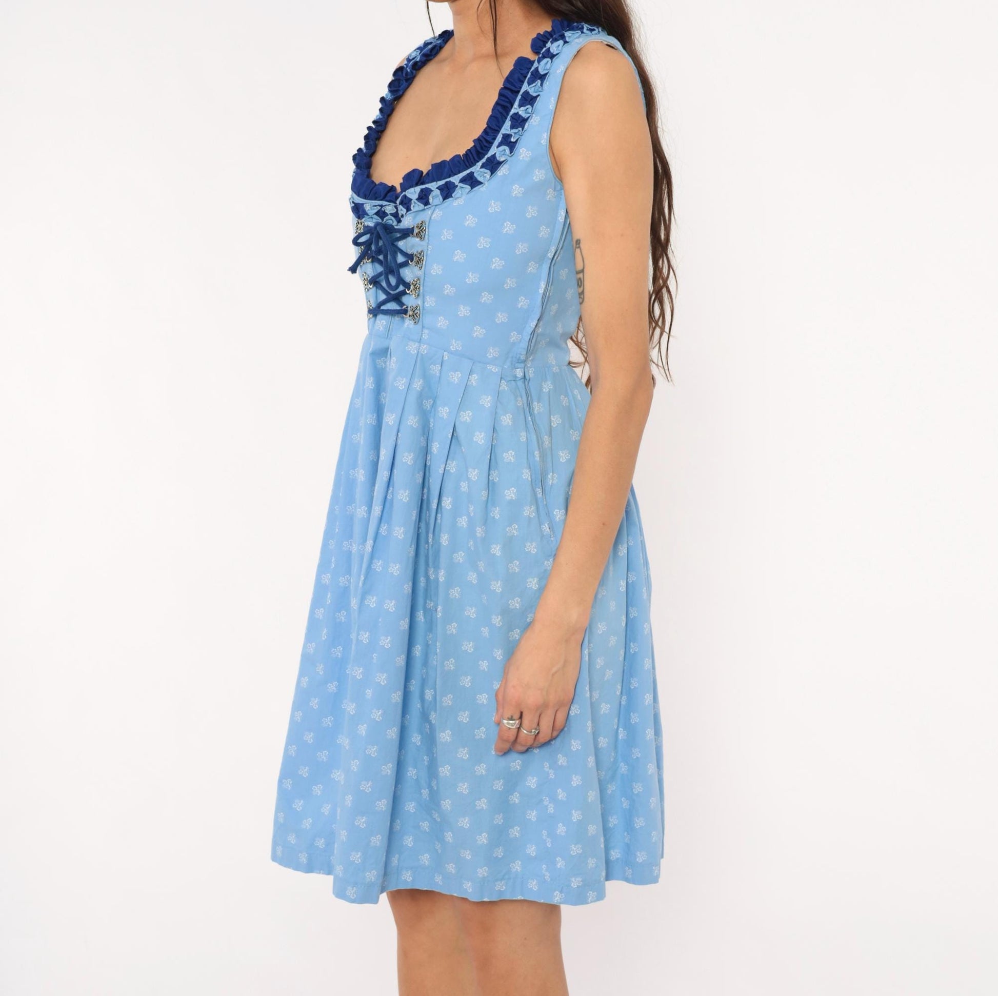 2000s Almenrausch Bavarian Dirndl Dress Sky Blue Floral Cotton Medium M