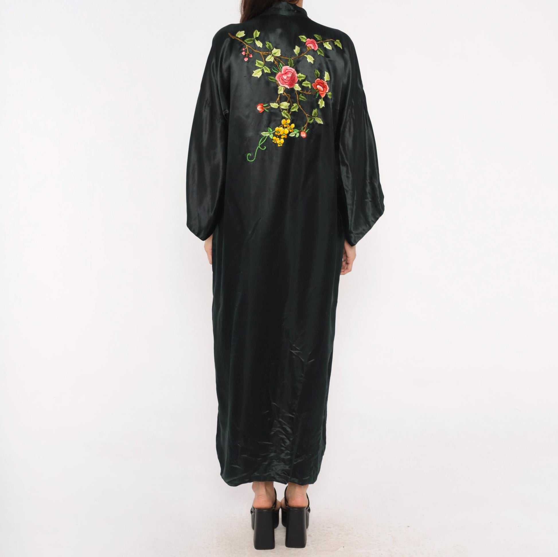 80s Xiangshan Yiyuan Black Silk Kimono Robe Embroidered Floral Maxi Extra Large