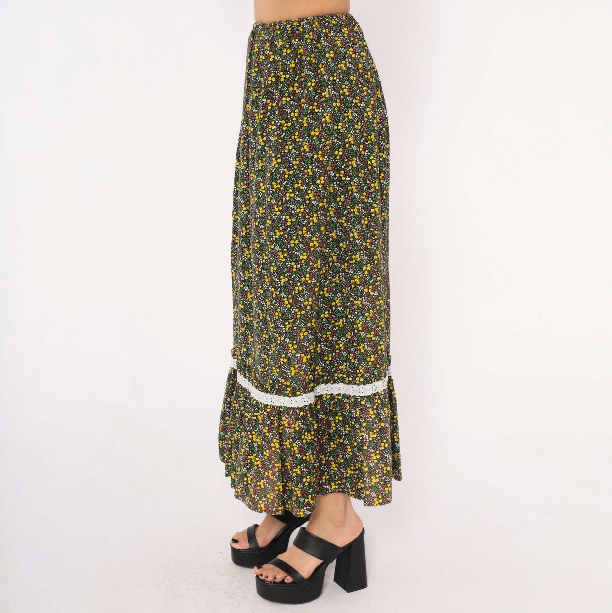 70s Black Ditsy Floral Maxi Skirt Cotton Ruffle Eyelet Lace Trim Extra Small
