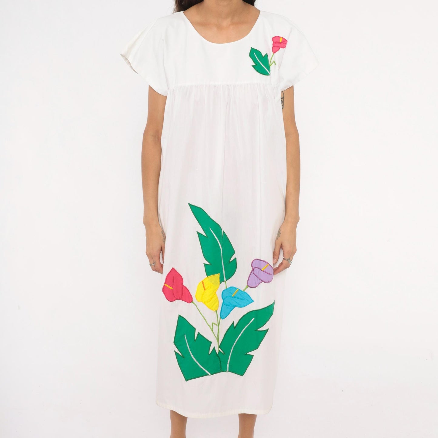 90s Bordados Tiscareño Tropical Appliqué Midi Dress White Cotton Calla Lily Large