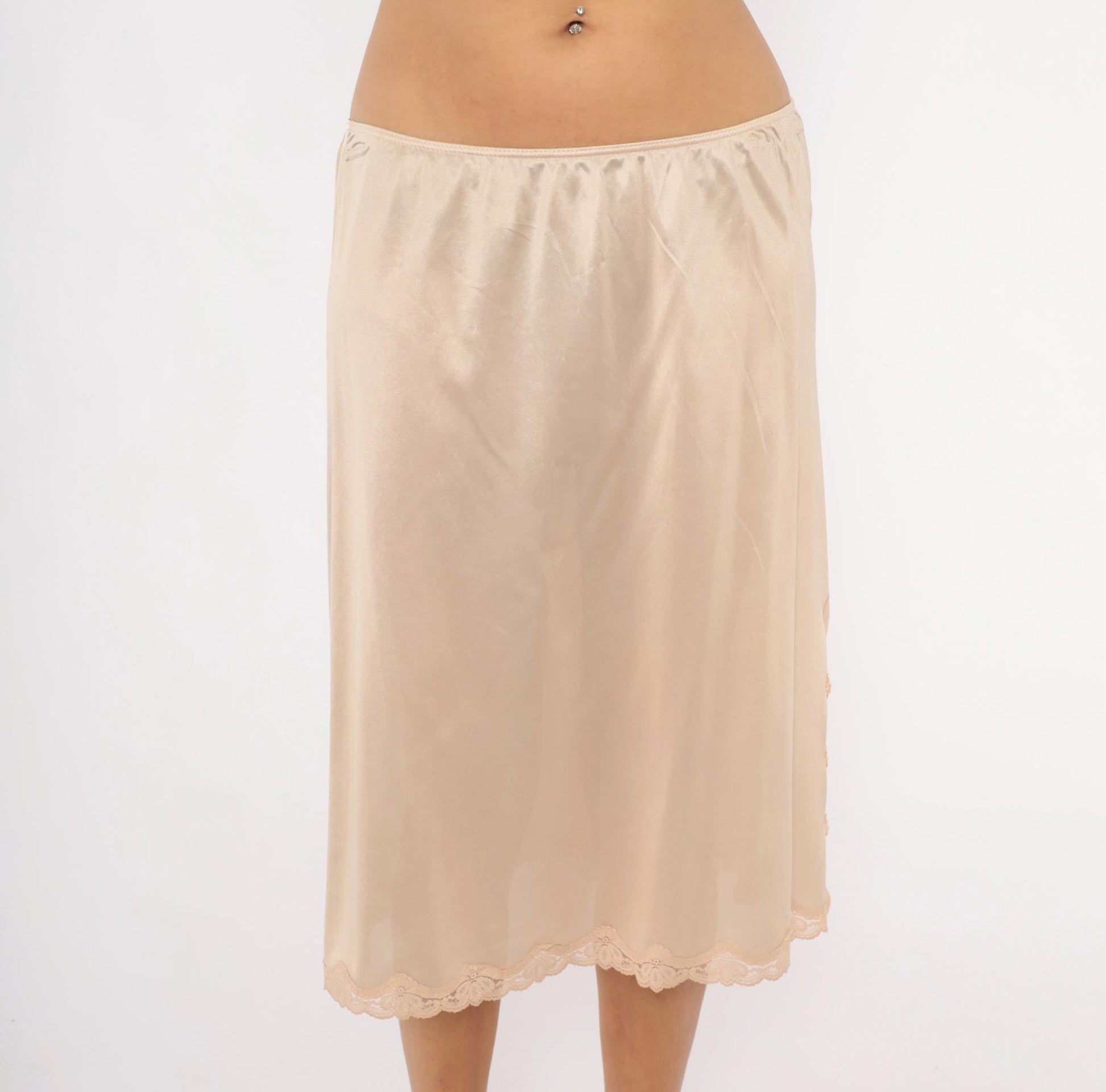 70s Sears Beige Half Slip Scalloped Lace Trim Nylon Medium