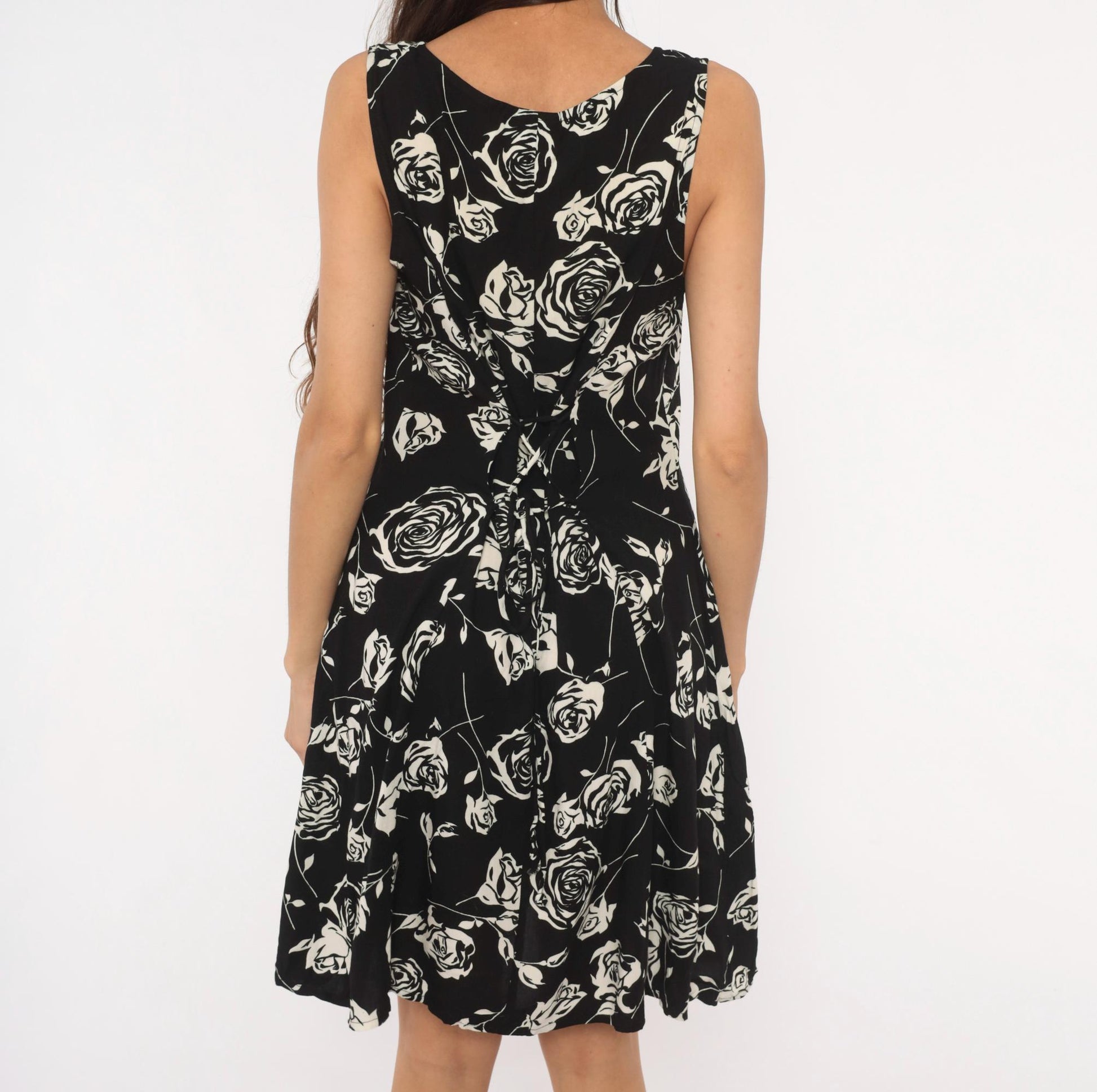 90s Expressions Rose Print Sundress Black Cream Floral Knee-Length Medium M