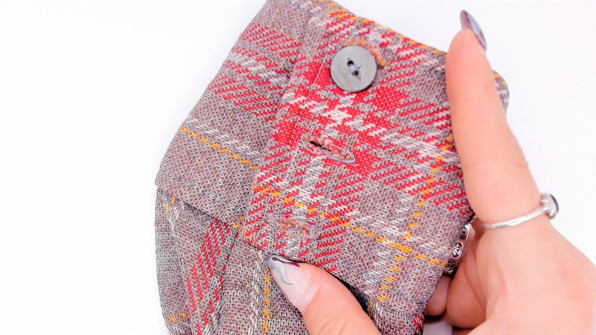 70s Plaid Shirt Jacket Grey Red Pointed Collar Button Front Medium