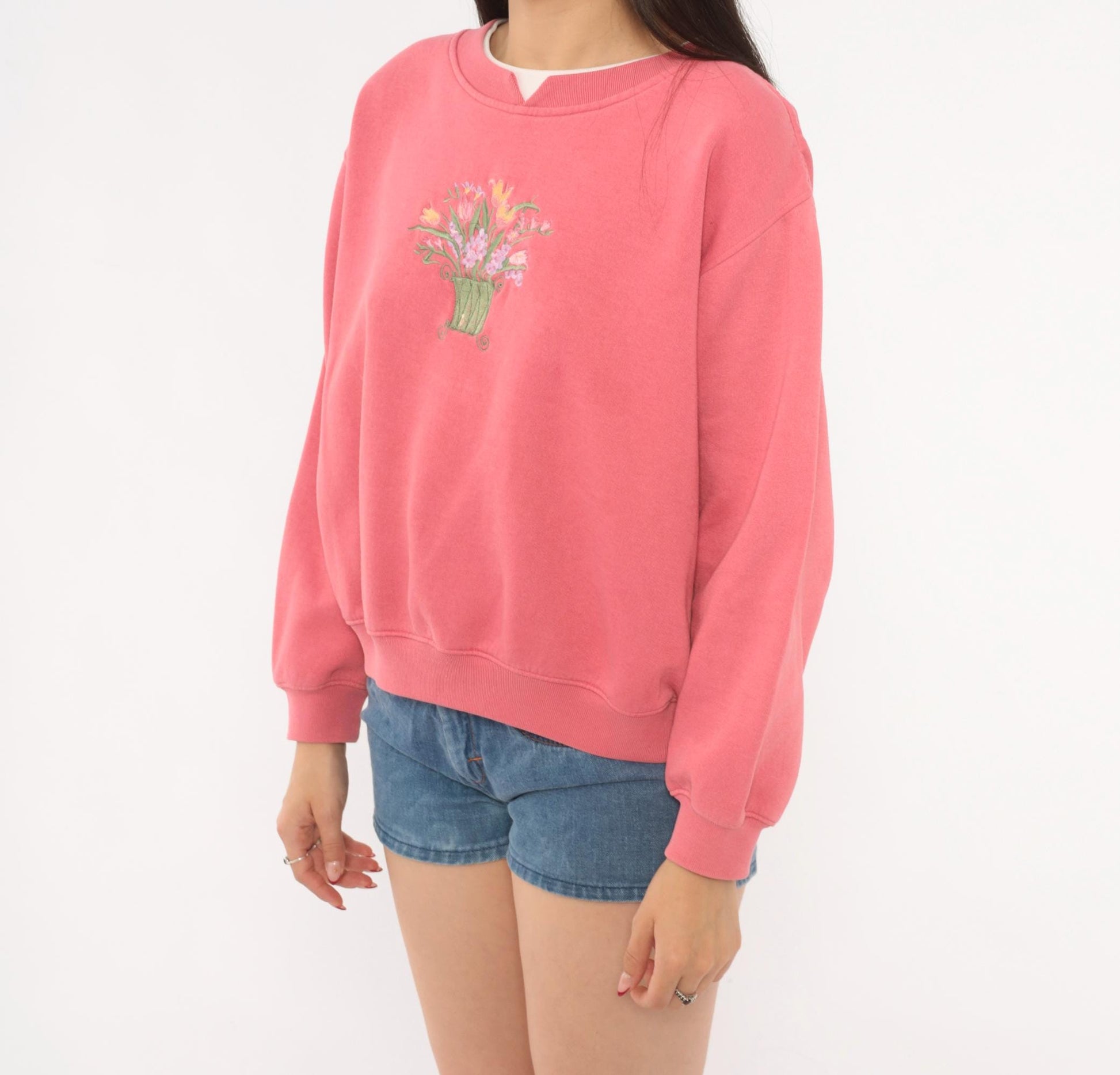 90s Floral Embroidered Sweatshirt Rose Pink Tulip Basket Cotton Medium