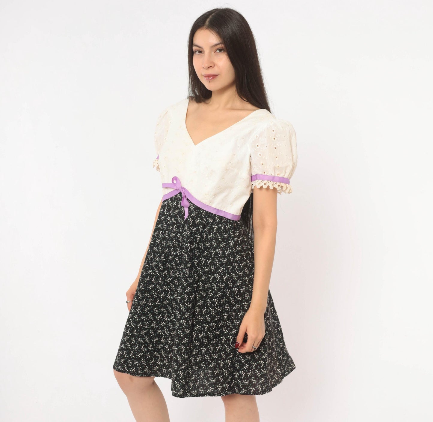 70s Princess Kaiulani Empire Waist Dress Eyelet Puff Sleeve Black Floral Medium M