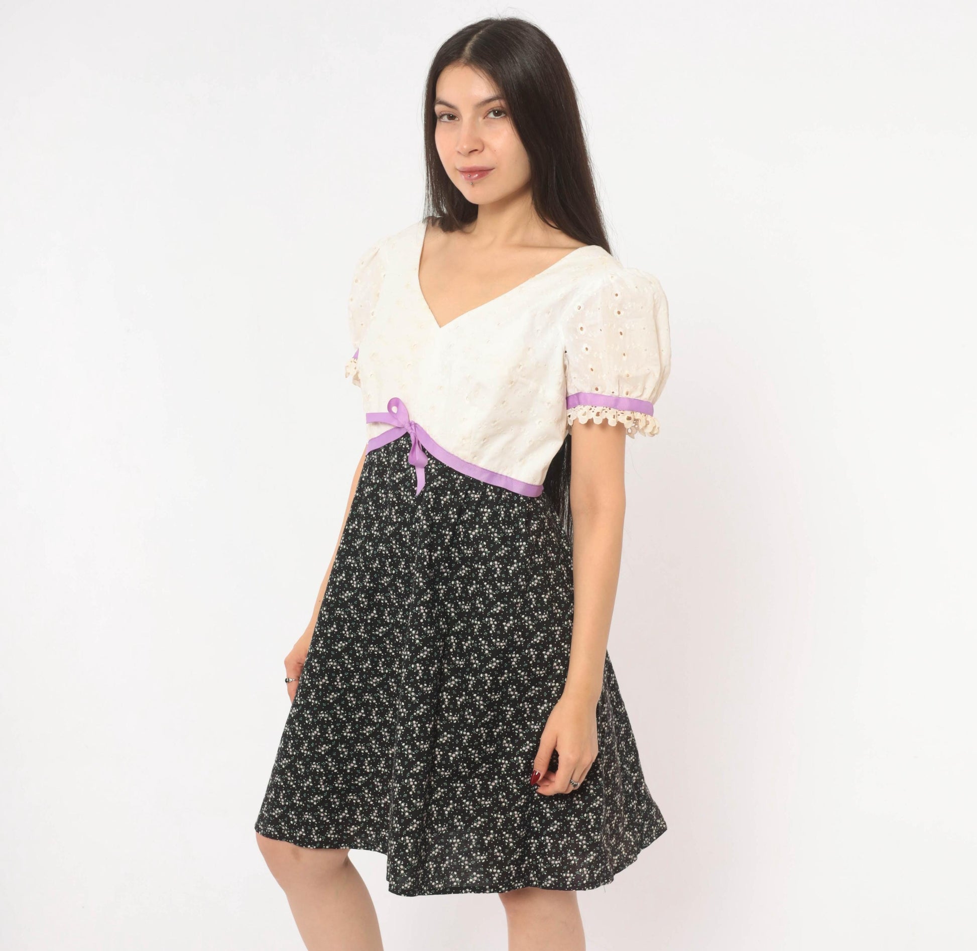 70s Princess Kaiulani Empire Waist Dress Eyelet Puff Sleeve Black Floral Medium M