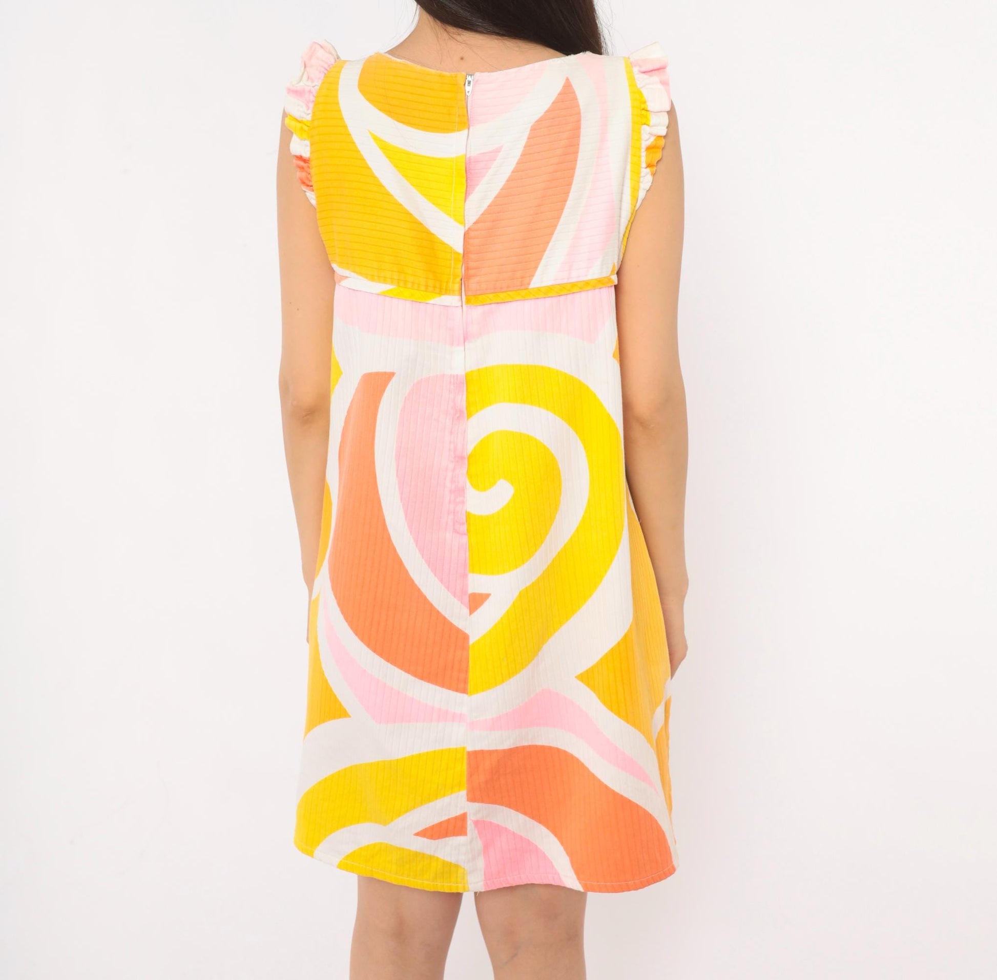 70s Andrade Hawaiian Swirl Mini Dress Yellow Pink Orange Ruffle Cap Sleeve Small