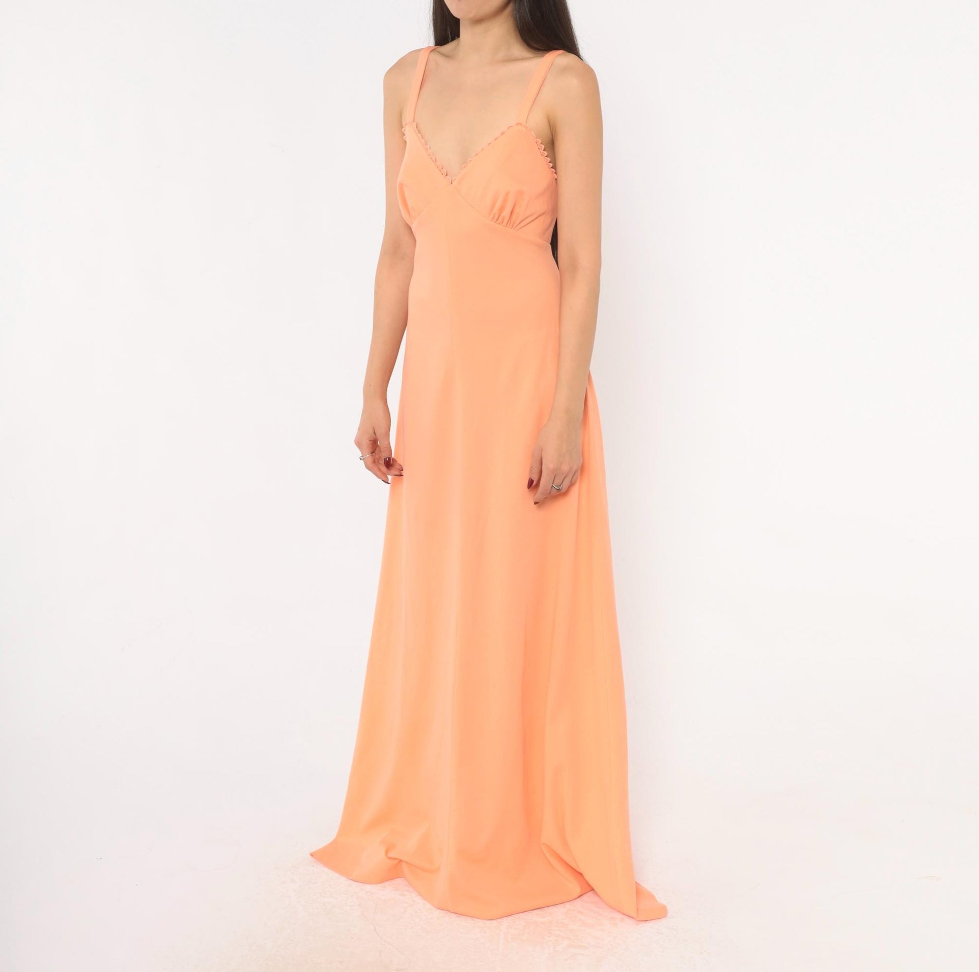 70s Peach Maxi Dress V-Neck Empire Waist Scalloped Lace Spaghetti Strap Medium M