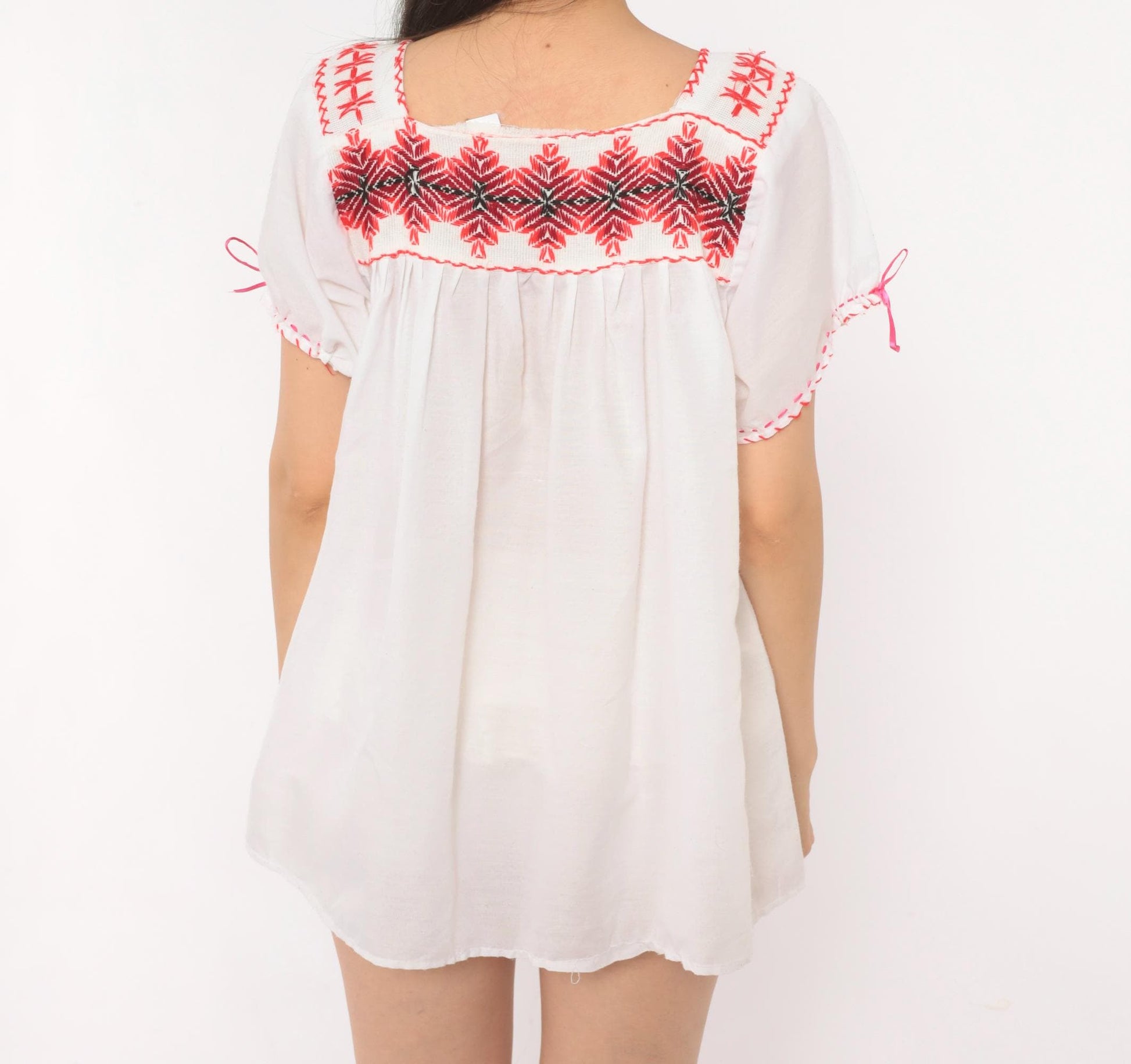 90s White Peasant Blouse Embroidered Red Cross Stitch Square Neck Puff Sleeve Medium