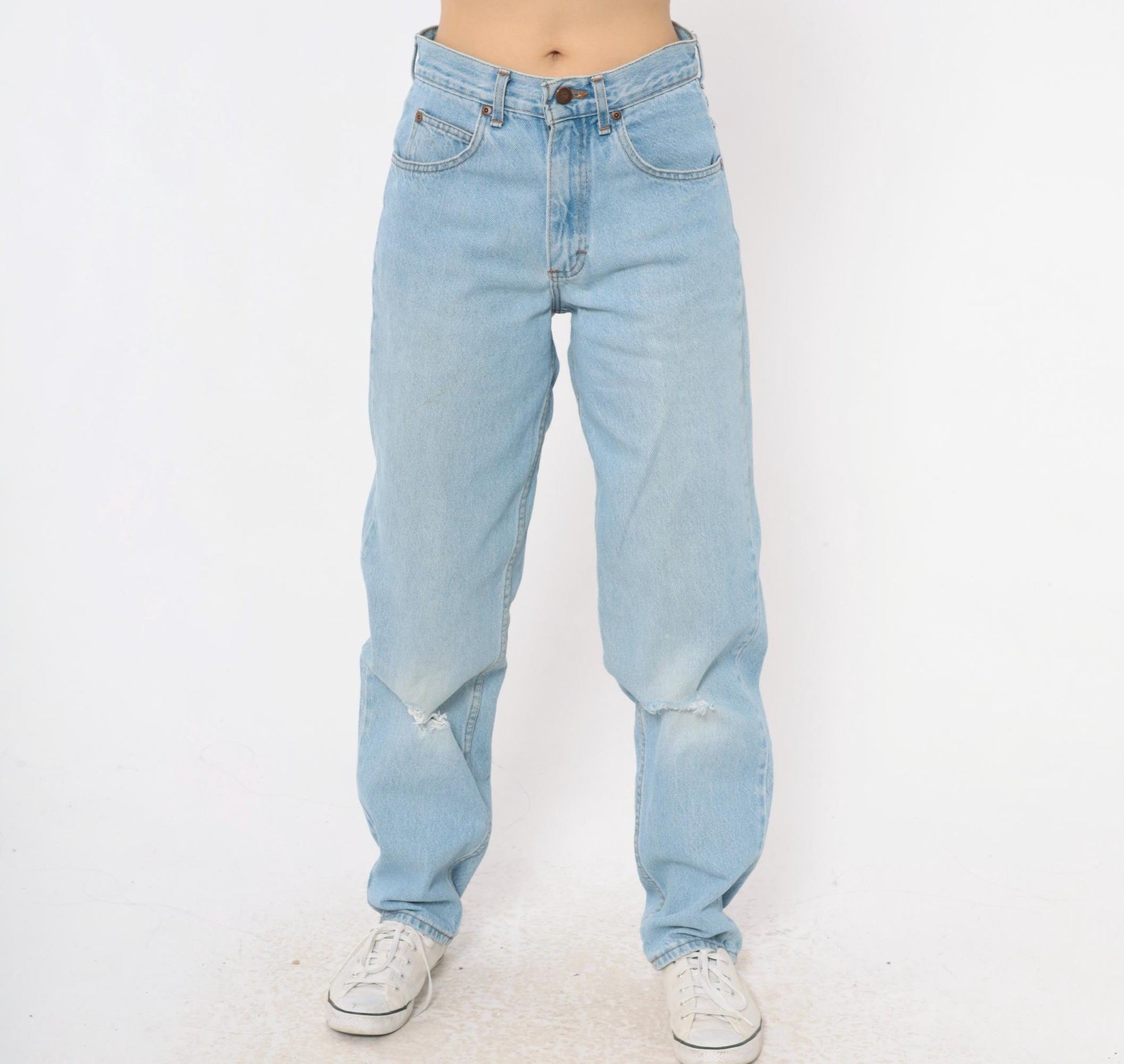 90s Classic Style High Waist Straight Leg Jeans Light Wash Distressed Knee Small