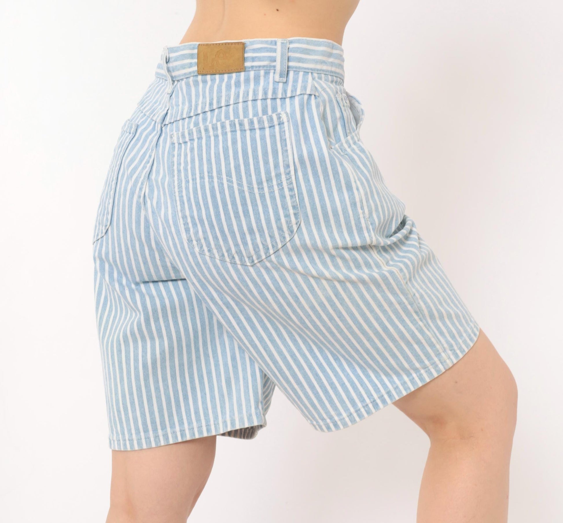 90s Lee High Waist Pinstriped Denim Shorts Blue White Bermuda Medium M