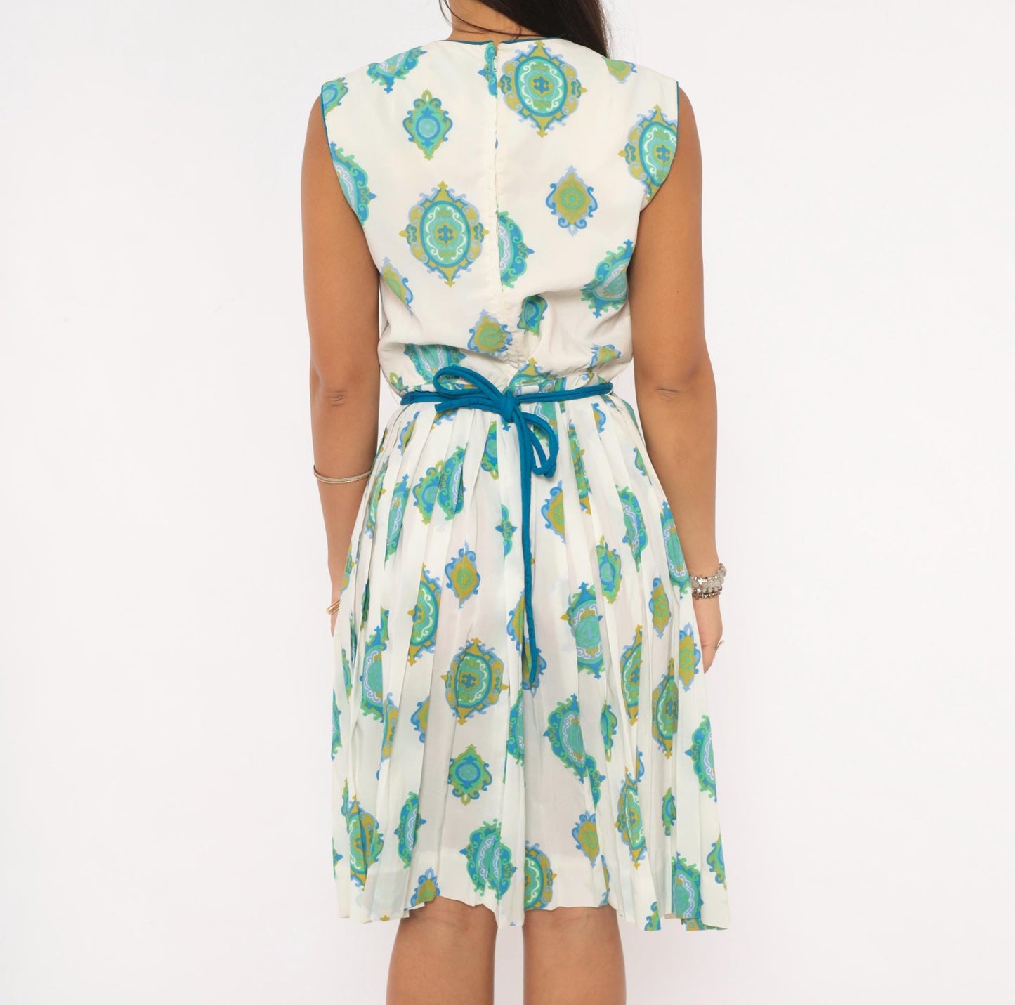 60s R & K Originals Medallion Print Dress Teal White Pleated A-Line Medium