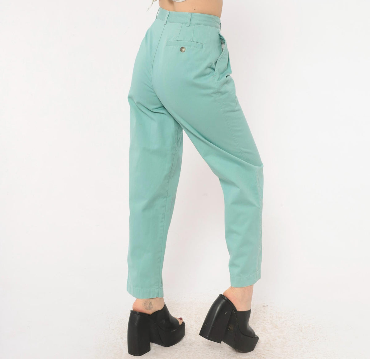 80s Petite Sophisticate Baby Blue Cotton High-Waist Pleated Tapered Trousers Extra Small