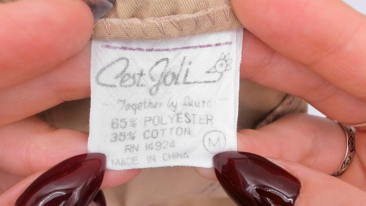 80s Cest. Joli Tan Running Shorts White Piping Dolphin Hem Medium