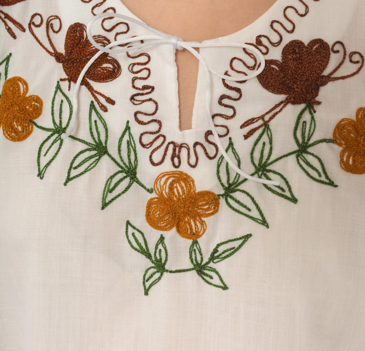 90s White Embroidered Bell Sleeve Tunic Blouse Brown Butterfly Keyhole Tie Neck Extra Large XL